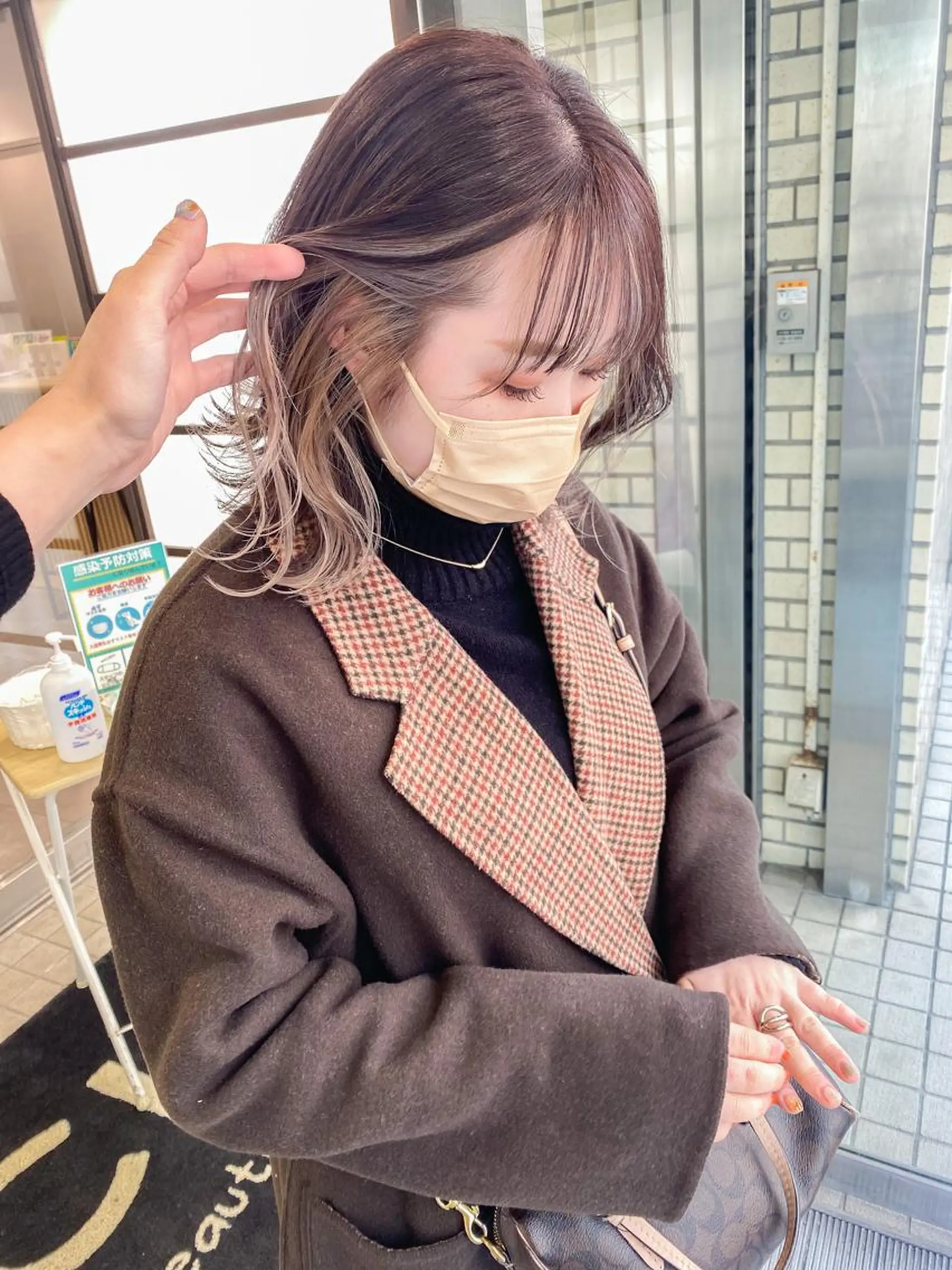 ミディアム カラー カット ヘアカラー トリートメント 韓国風デザイン 💐MIZUKI💐のヘアスタイル