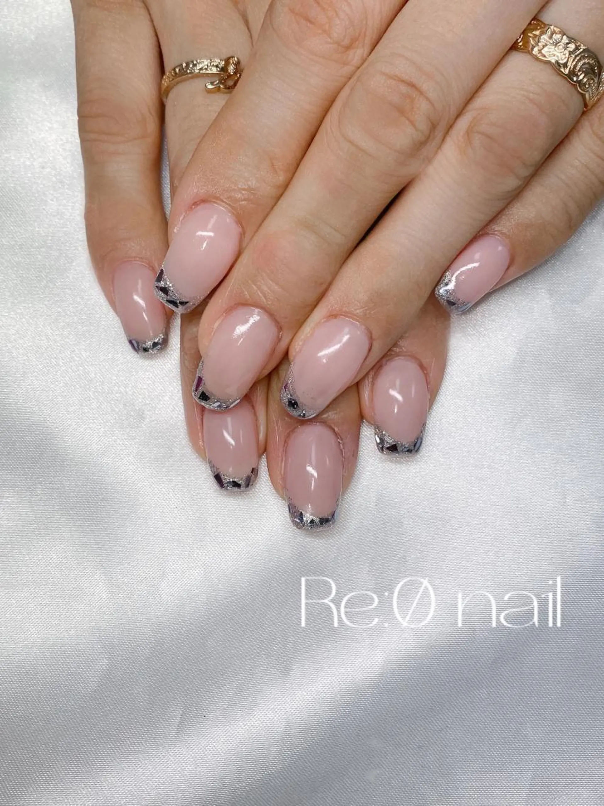 ネイル フレンチネイル ガラスフレンチ ハンドネイル Re:Ø nail 🩵TSUJIのネイルデザイン