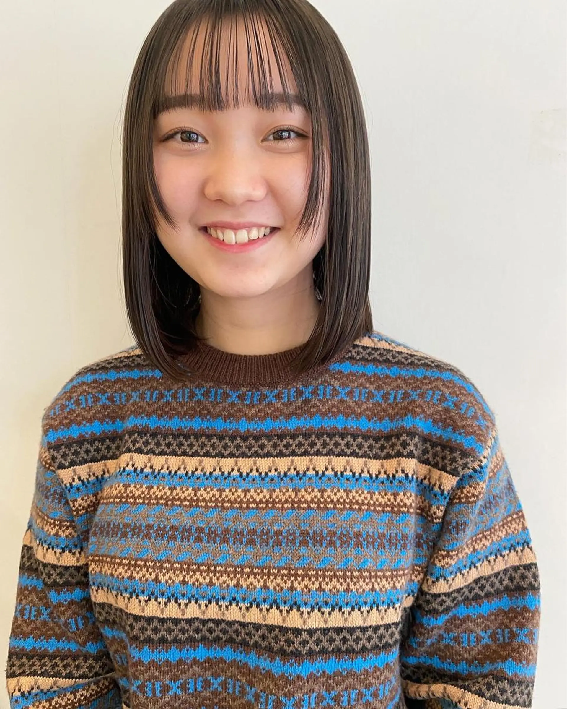 ミディアム カラー カット ヘアカラー 自由が丘最多の口コミ 美容師✨生板🌿のヘアスタイル