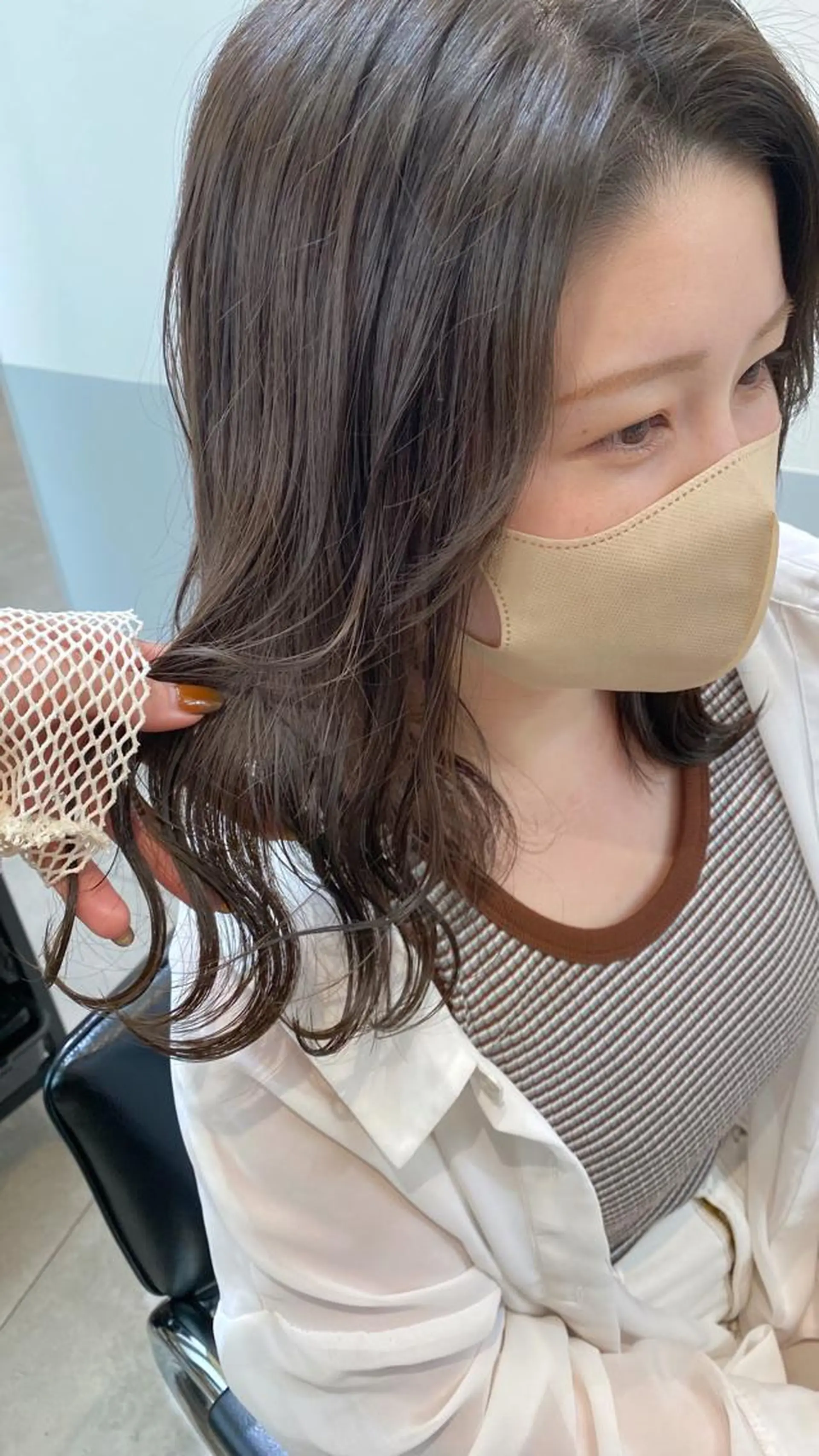 ミディアム カラー カット ヘアカラー トリートメント 畑中 愛梨のヘアスタイル
