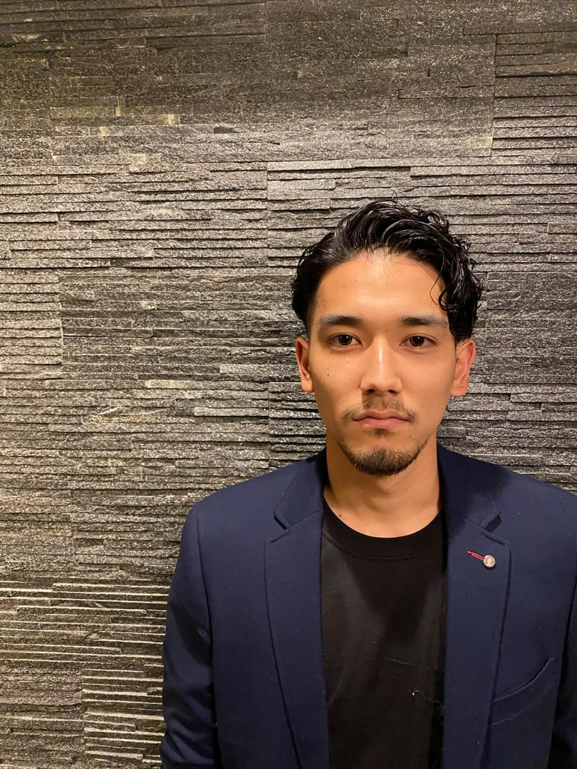 ミディアム パーマ メンズ ミディアムパーマ メンズパーマ ツーブロック カット指名No1漆原 聡のヘアスタイル