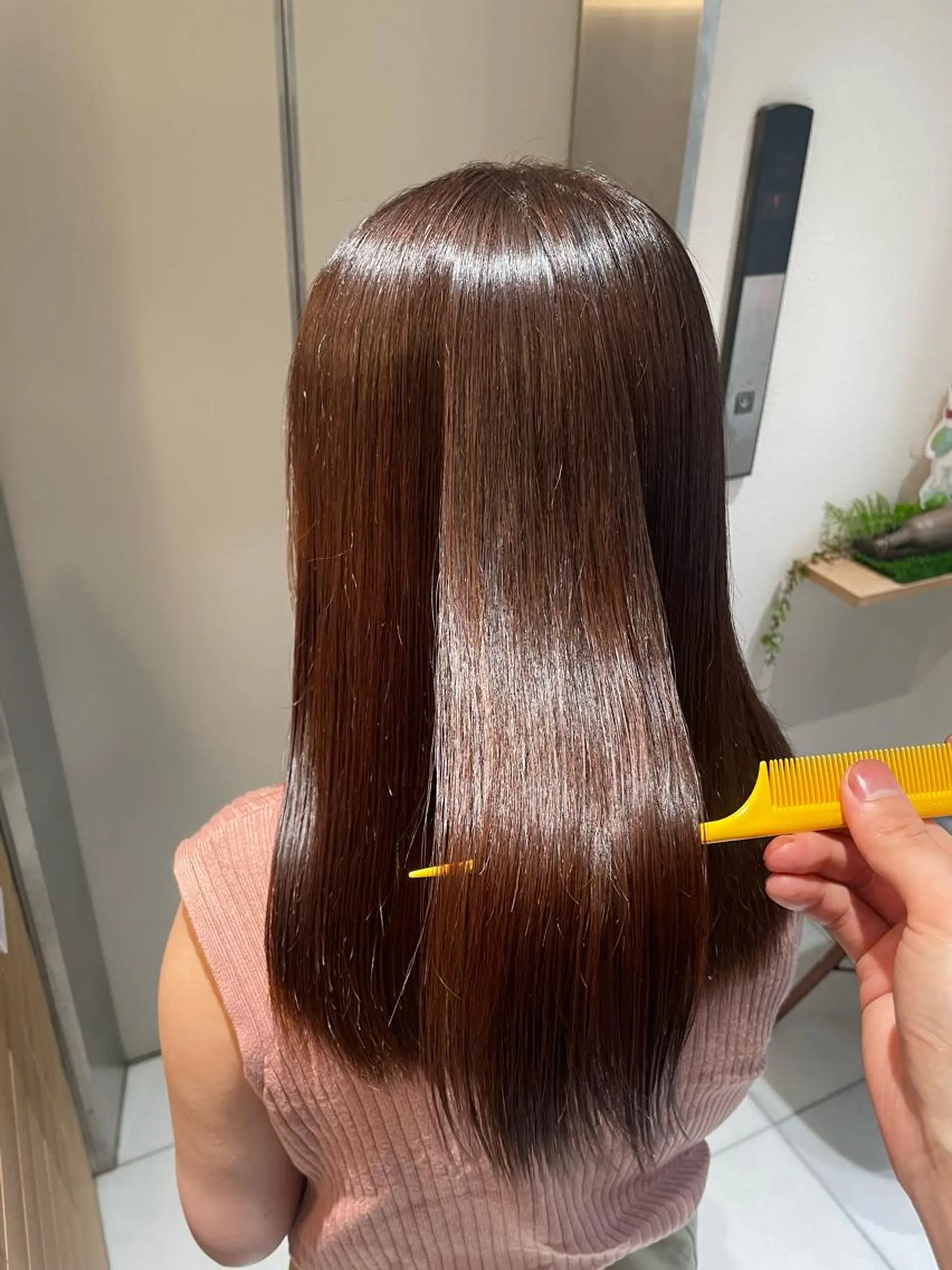 ミディアム カラー パーマ ストレートパーマ カット ヘアカラー トリートメント 弱酸性ストレート 髪質改善/小野寺のヘアスタイル