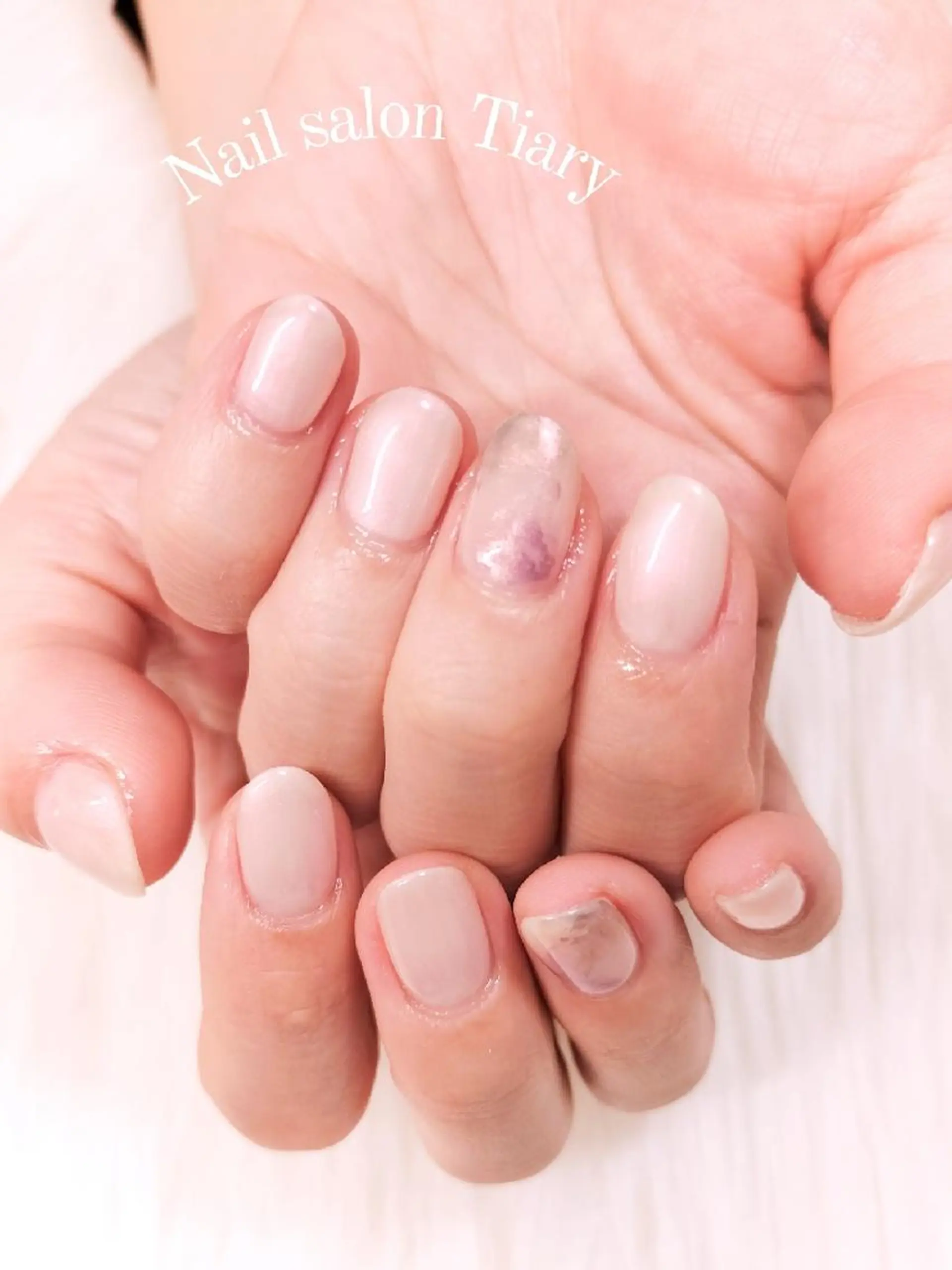ネイル アートネイル シンプルネイル Nail salon Tiary オーナーのネイルデザイン
