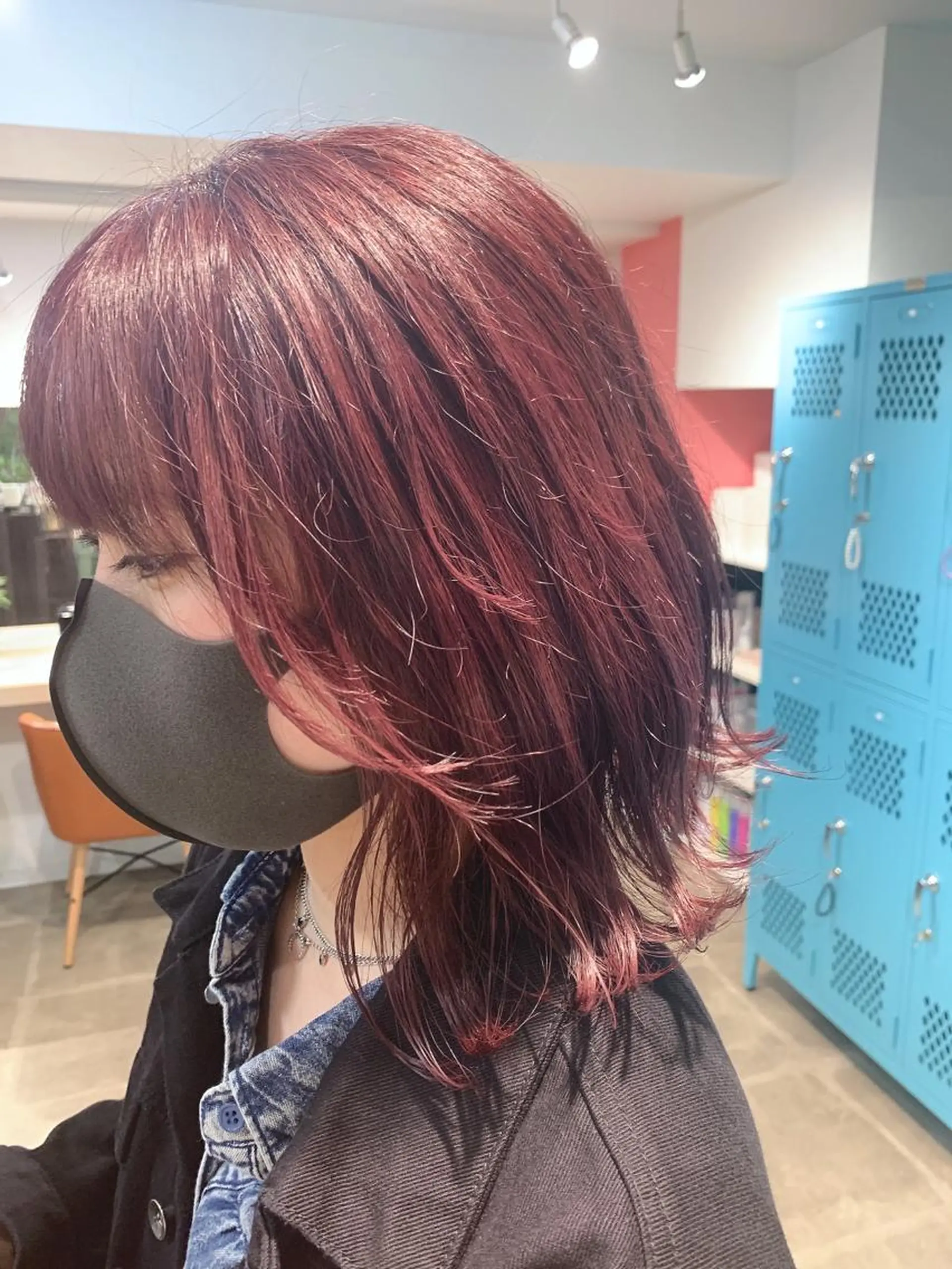 ミディアム ヘアカラー ヲタク美容師 店長　上原のヘアスタイル