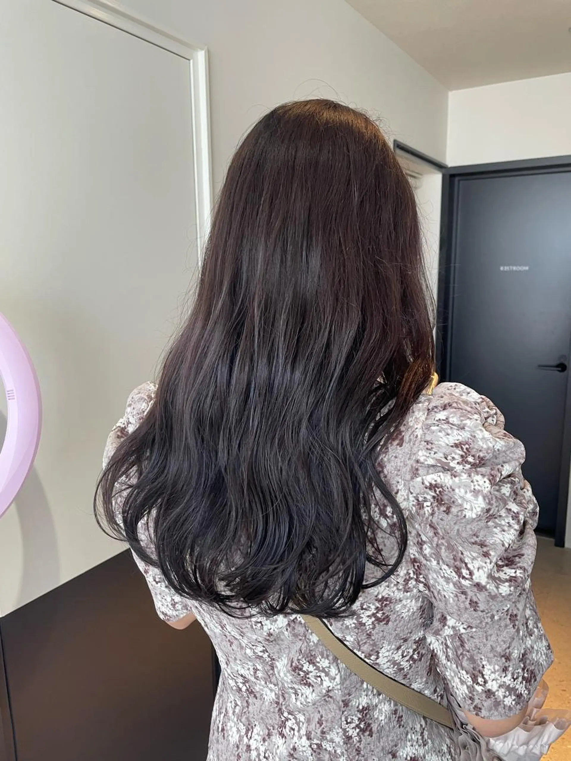 ロング カラー バイオレットカラー カット ヘアカラー トリートメント One By The Ect所属・ショート/脱白髪染め ☆宇﨑悠実のヘアスタイル