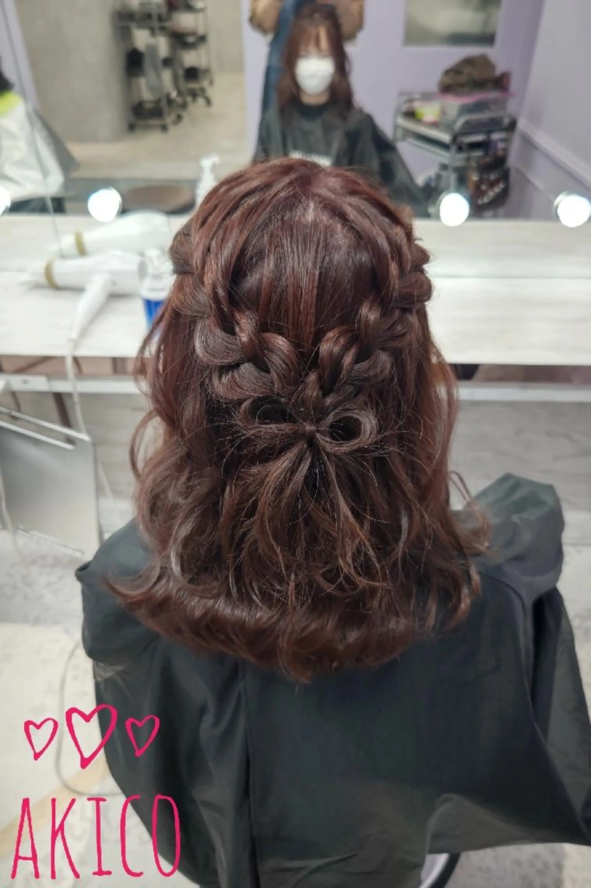 ミディアム LUXBE GALLERY なんば駅前店所属・ラックスビーギャラリ ー AKICOのヘアスタイル