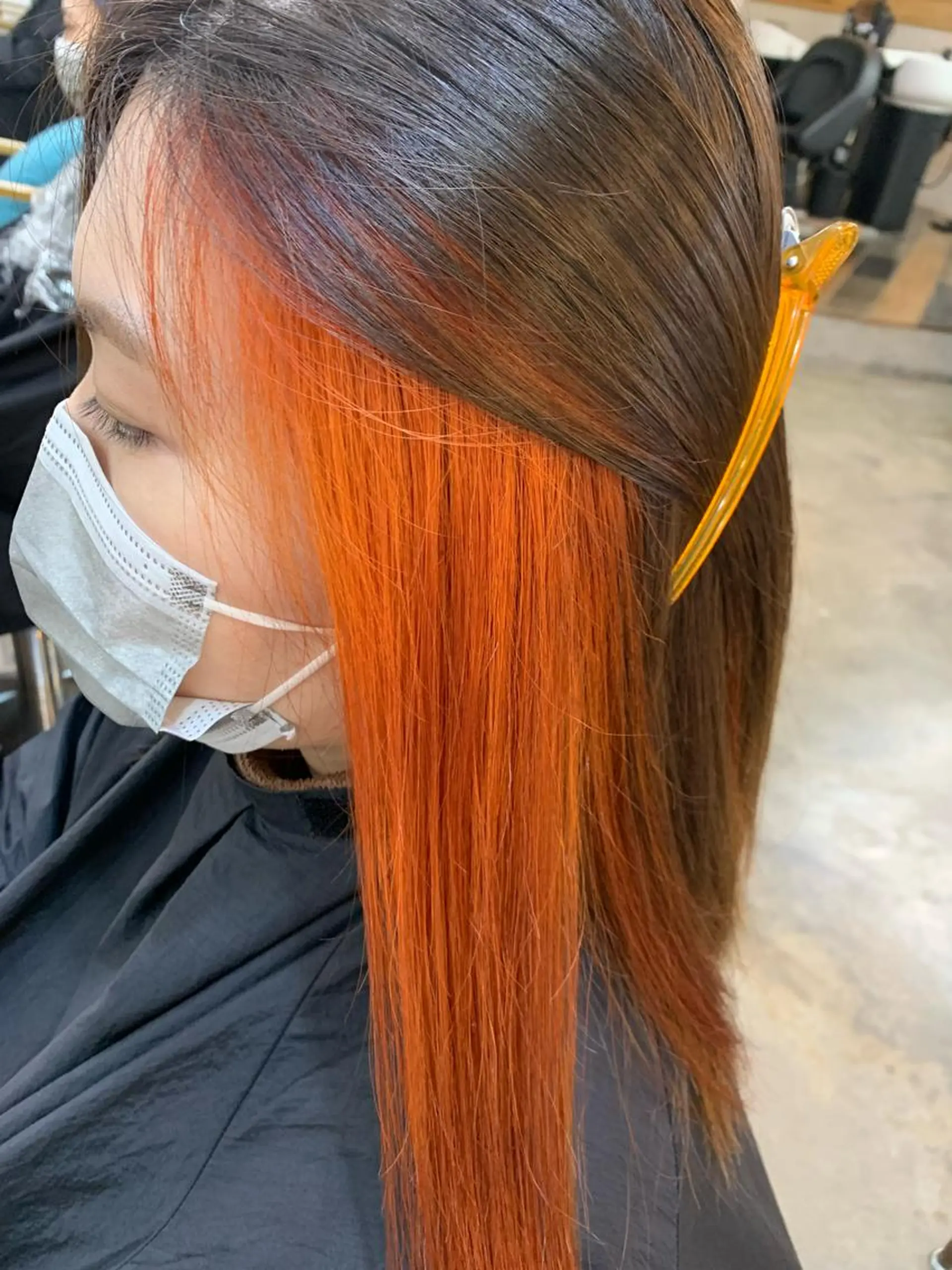 ミディアム カラー ブリーチ イヤリングカラー しば たのヘアスタイル