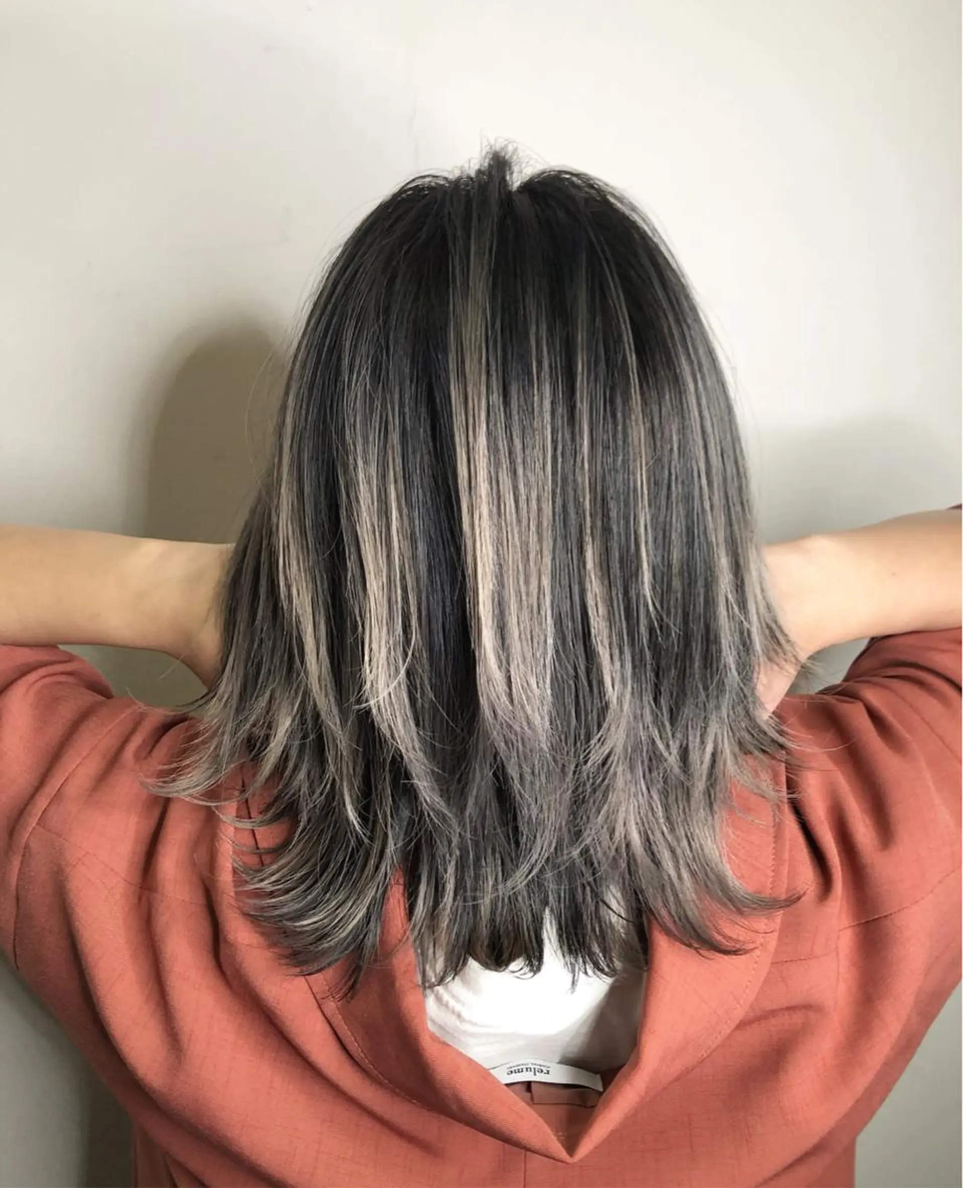 ミディアム カラー ブリーチ カット ヘアカラー トリートメント SAKURA✨ ショート/レイヤーのヘアスタイル