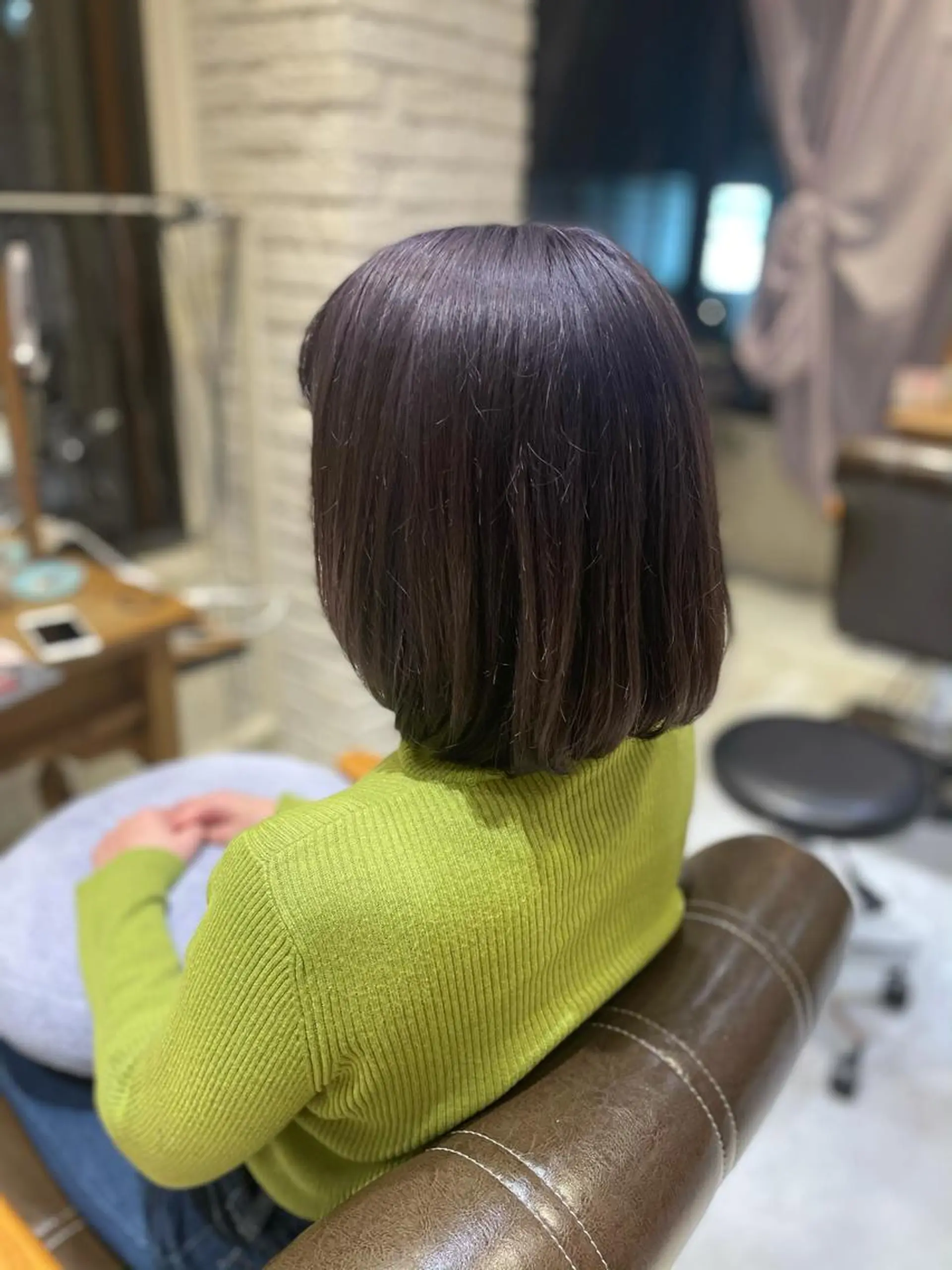 カラー アッシュ ブリーチ ラベンダーカラー ラベンダーアッシュ 佐川 友里のヘアスタイル