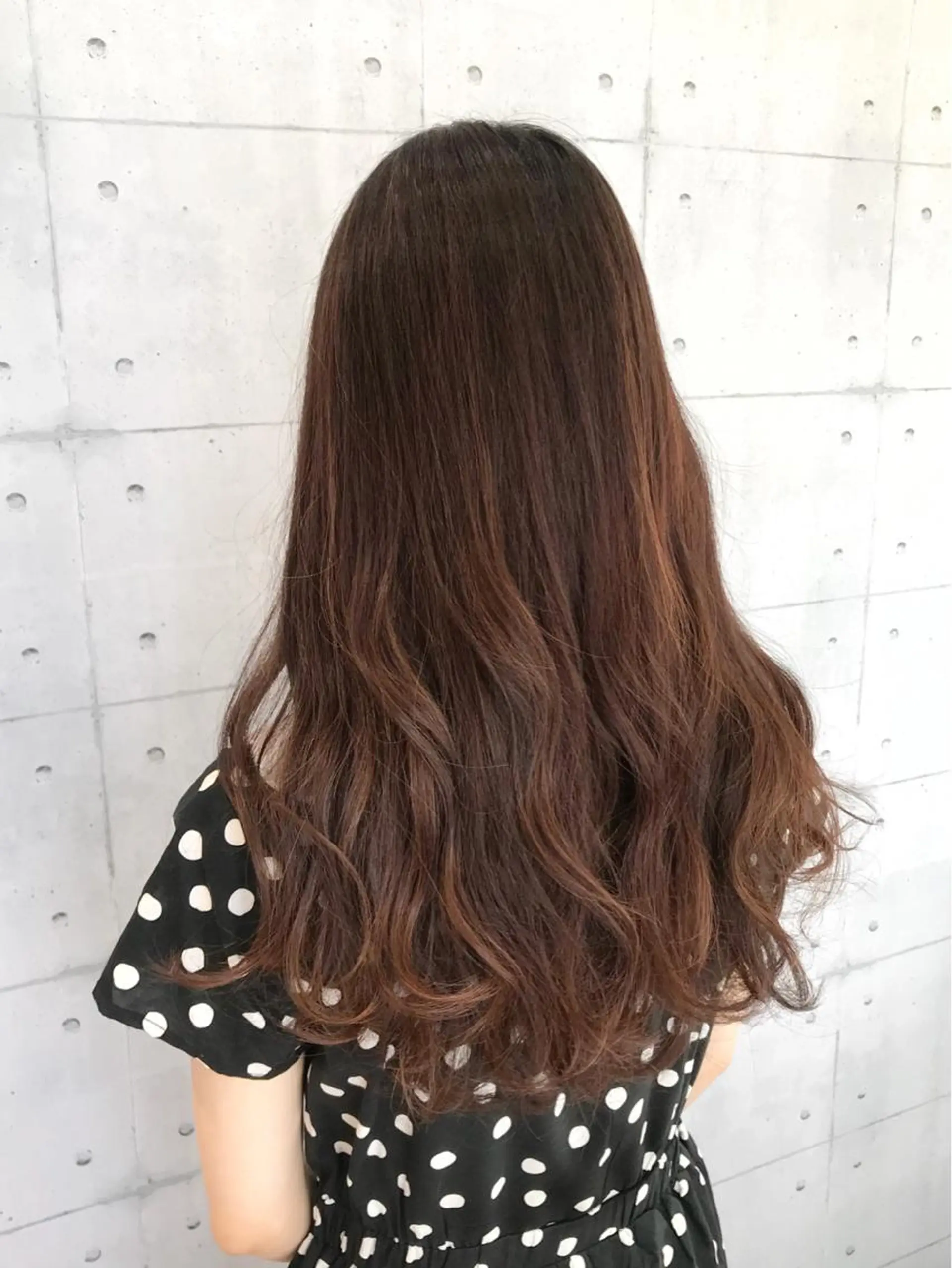 ロング カラー ブリーチ ブラウンカラー ハイライトカラー ブリーチなしカラー ピンクカラー 高木 麻知子のヘアスタイル