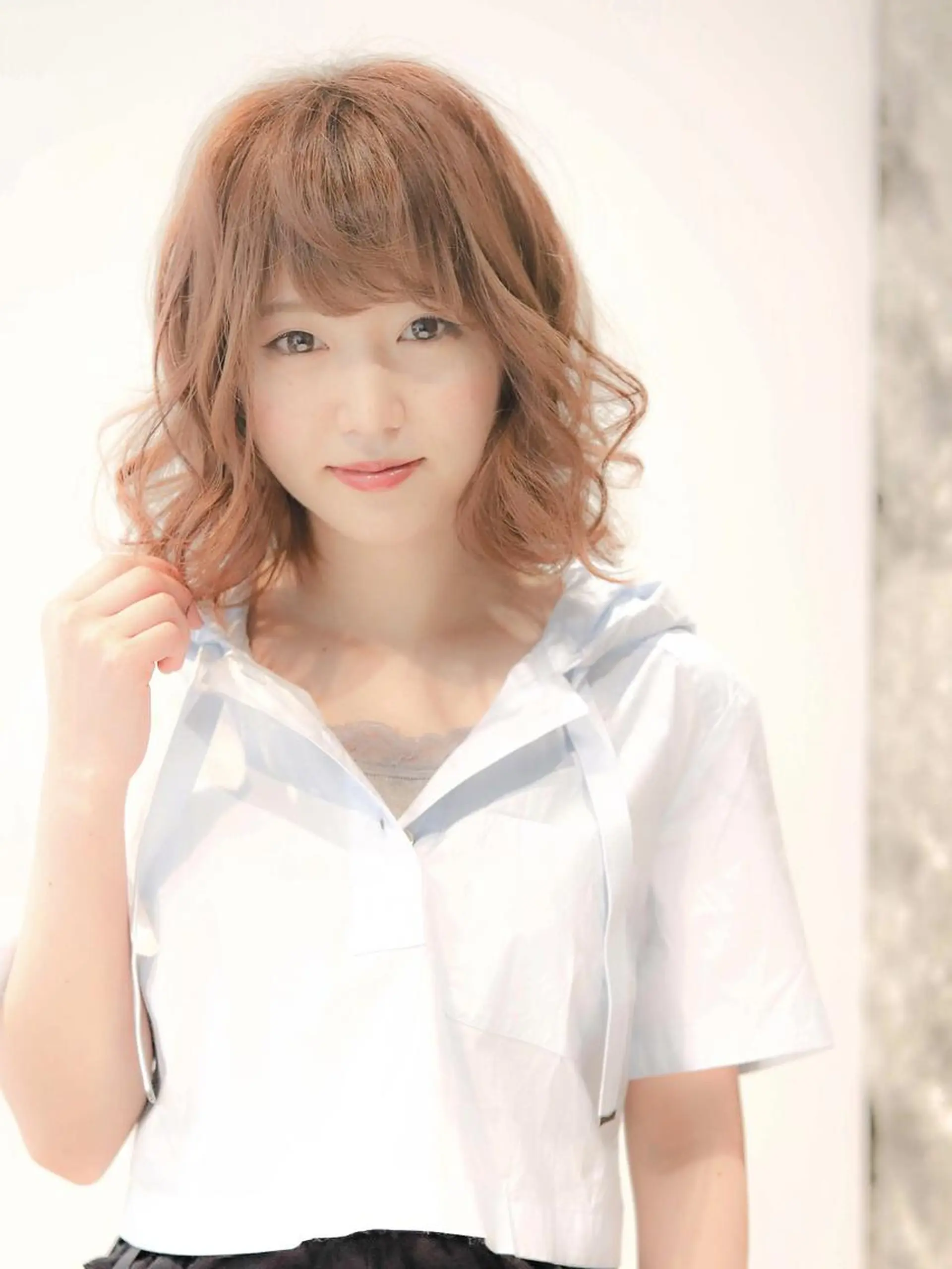 ミディアム カット ヘアカラー パーマ トリートメント 髪質改善🌈縮毛矯正 荻原　達矢のヘアスタイル