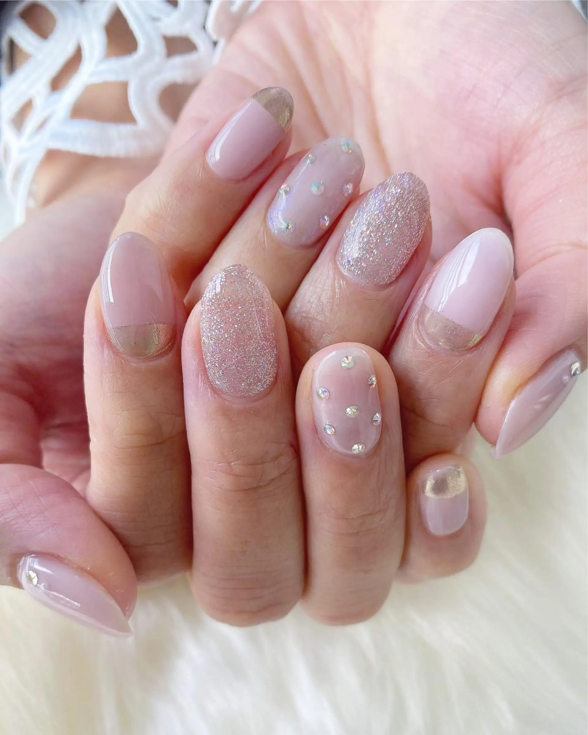 ネイル ストーンネイル crystal ⭐︎ colorのネイルデザイン