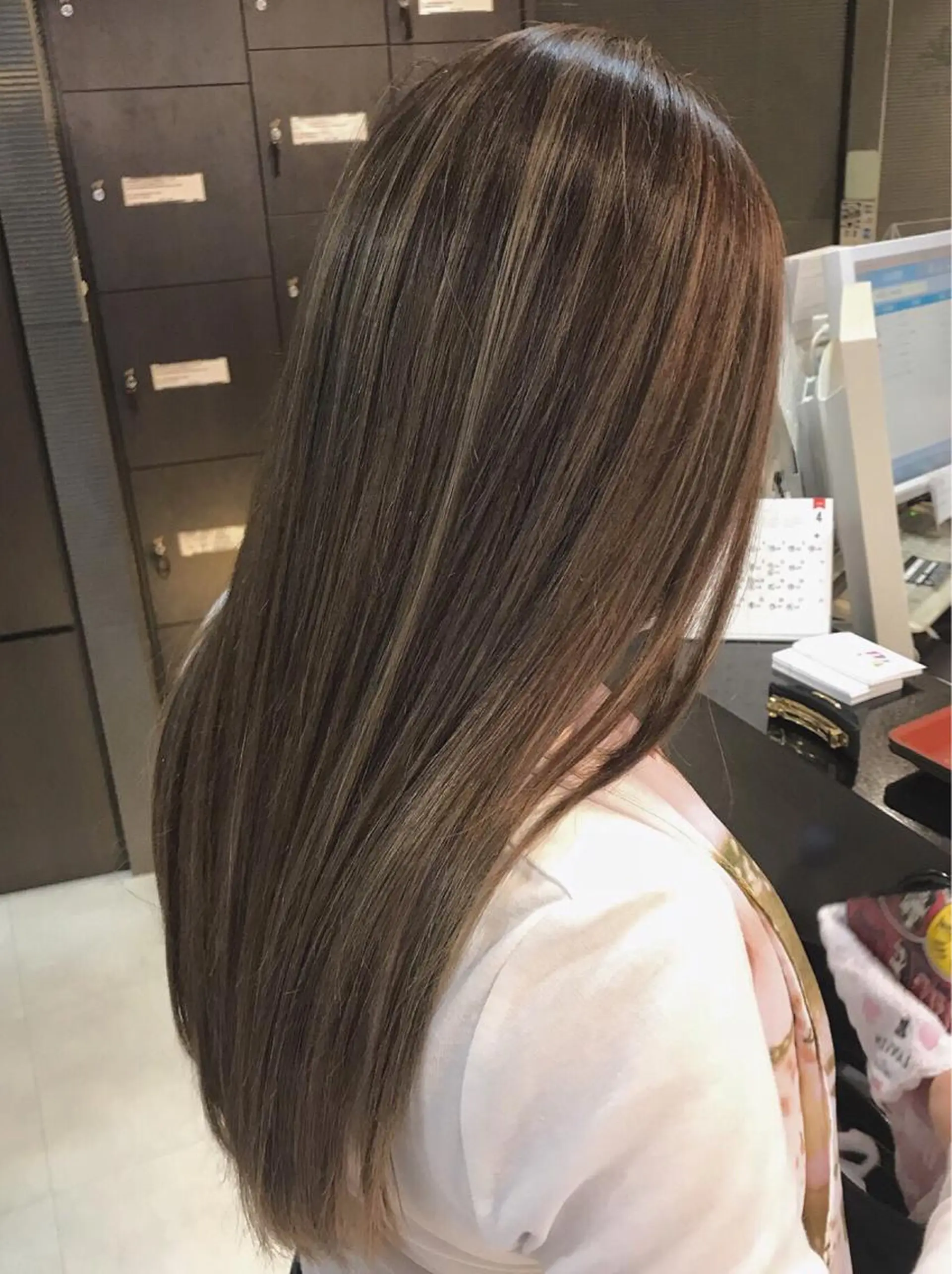 ロング ヘアカラー カラコレなんば店所属・カラコレなんば TOPstylistのヘアスタイル
