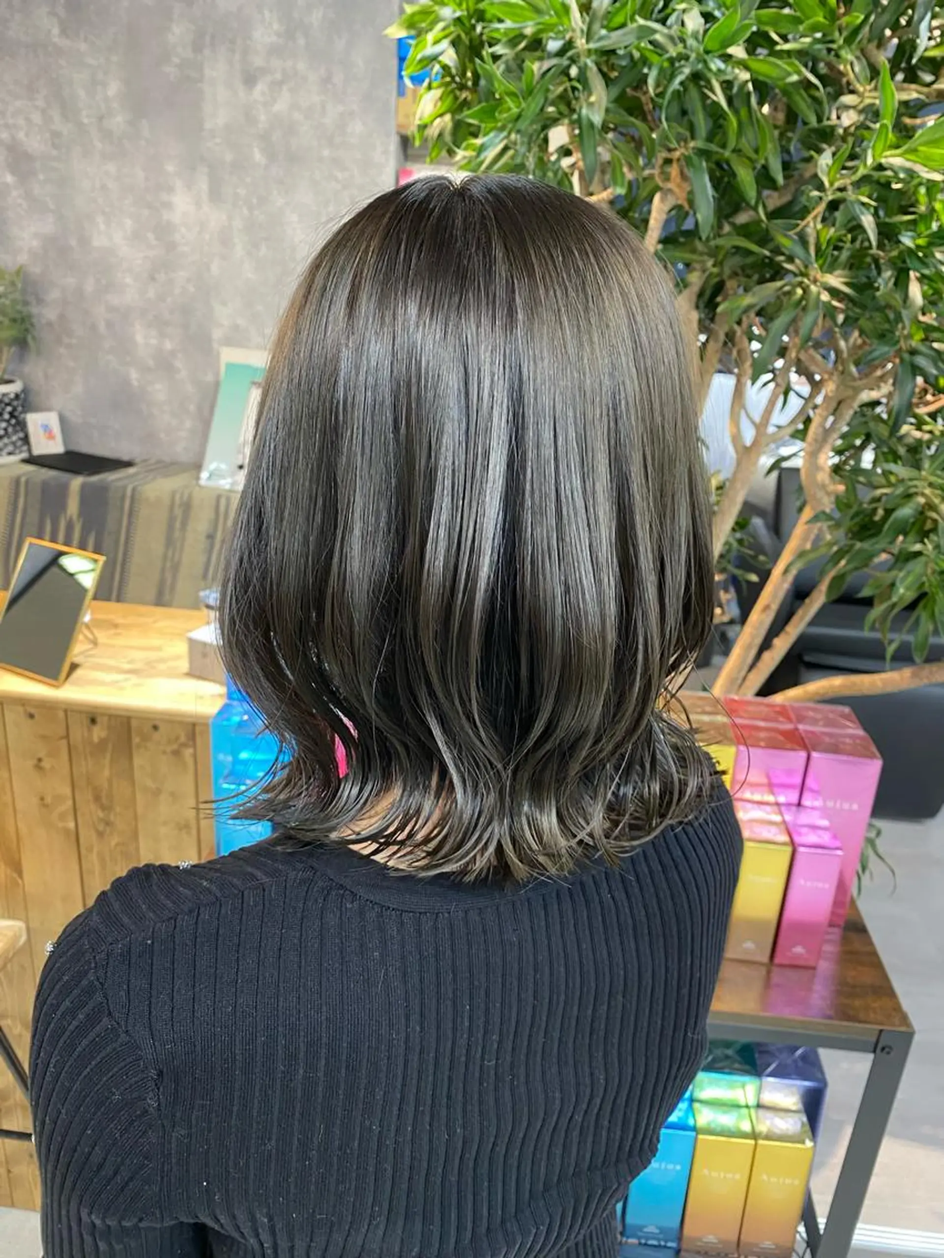 ミディアム 【.ico】心斎橋 飛田ゆうきのヘアスタイル