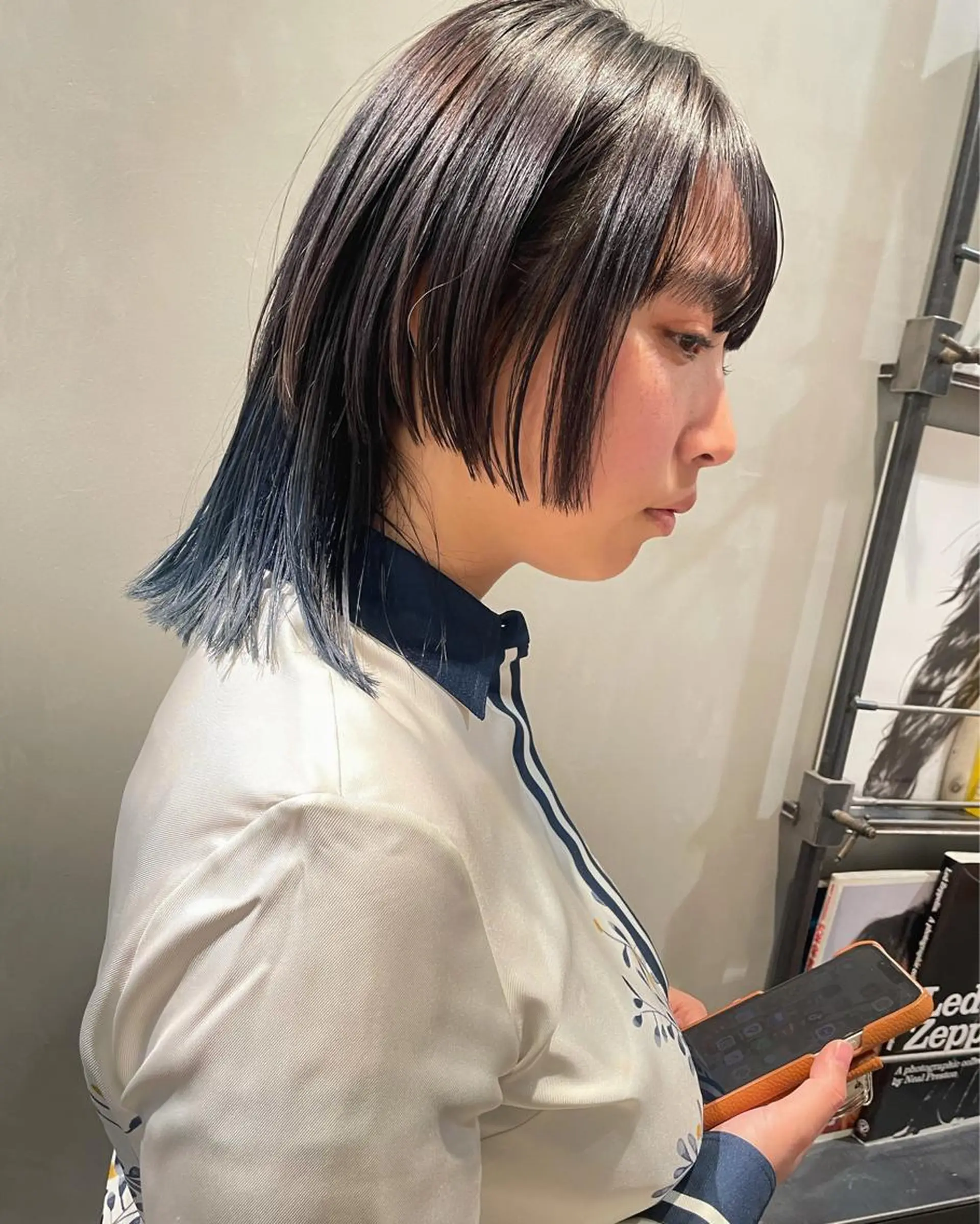 ミディアム カラー カット ヘアカラー トリートメント 優 作のヘアスタイル