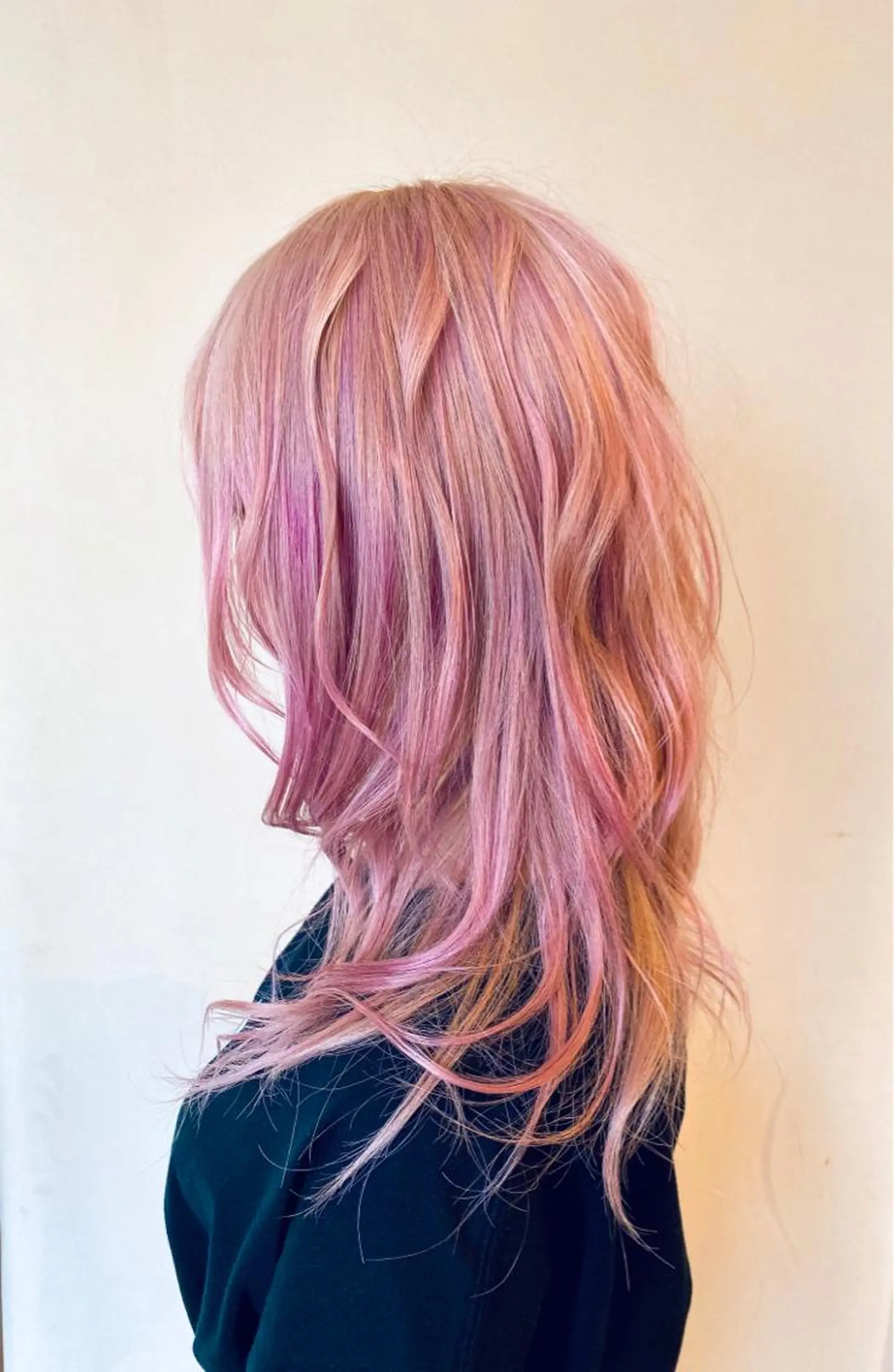 ロング カラー ヘアカラー 斉藤 瞳のヘアスタイル