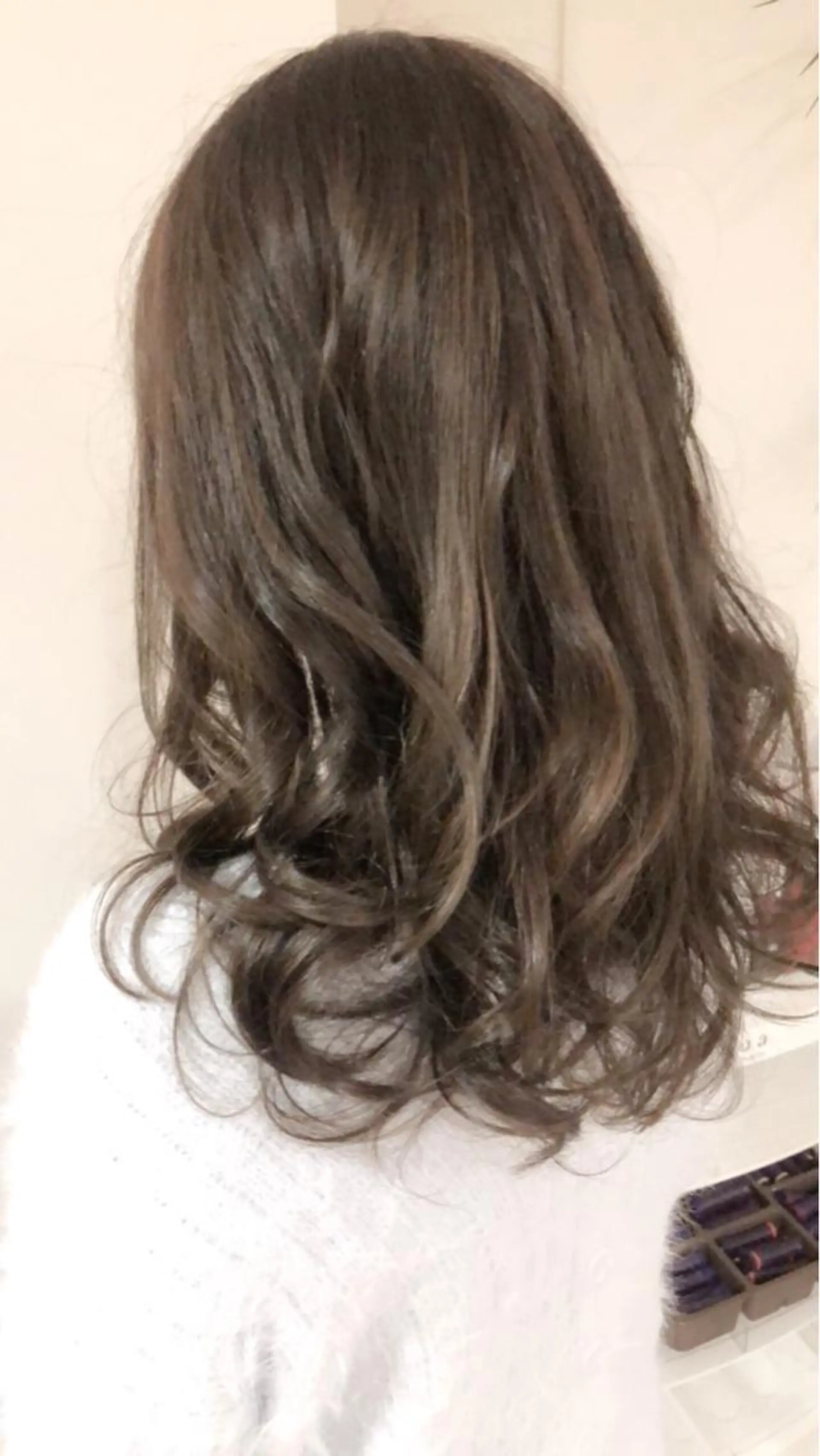 セミロング カラー アッシュ ブリーチ エフェクトブリーチ エクステhiroのヘアスタイル