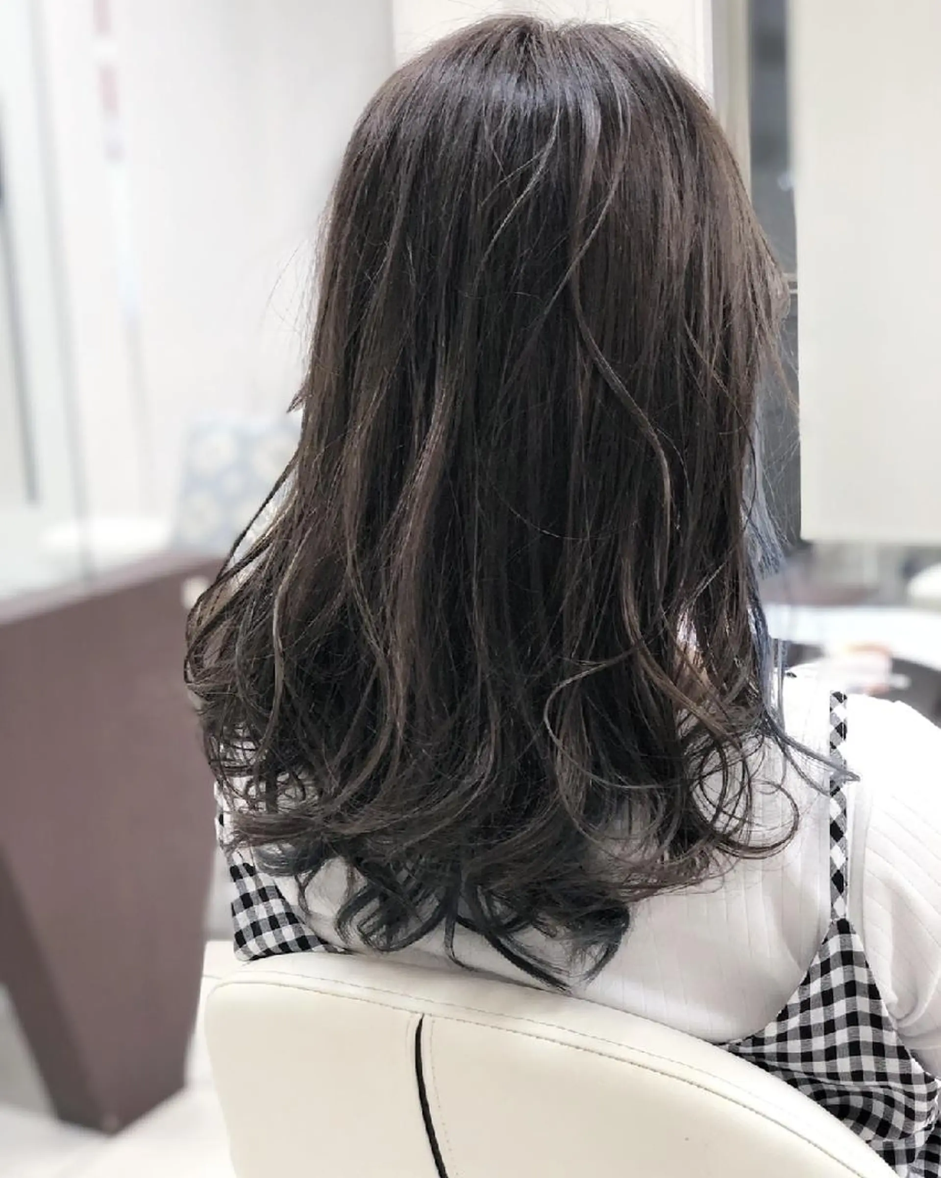 ロング カラー ブルーカラー グレージュ インナーカラー 💎大人ハイライト 💎上杉一也💎のヘアスタイル