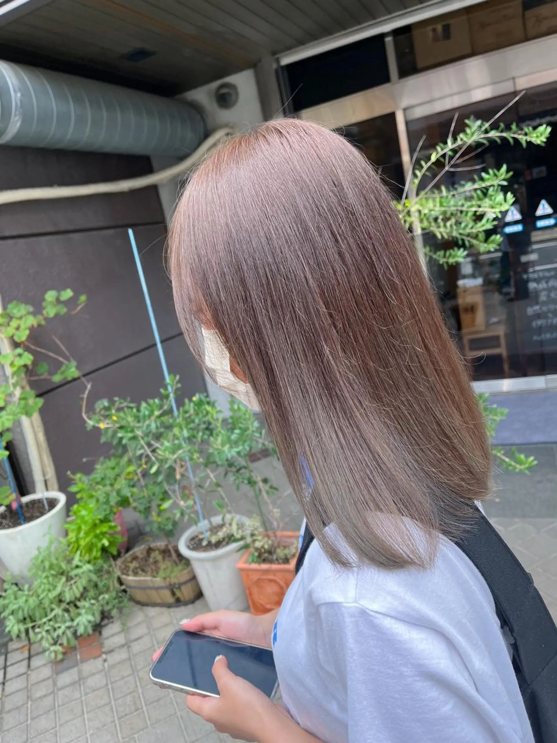 ミディアム カラー 透明感カラー グレージュ ヘアカラー トリートメント KINI所属・HIYOSHI　✂︎ 艶髪職人のヘアスタイル