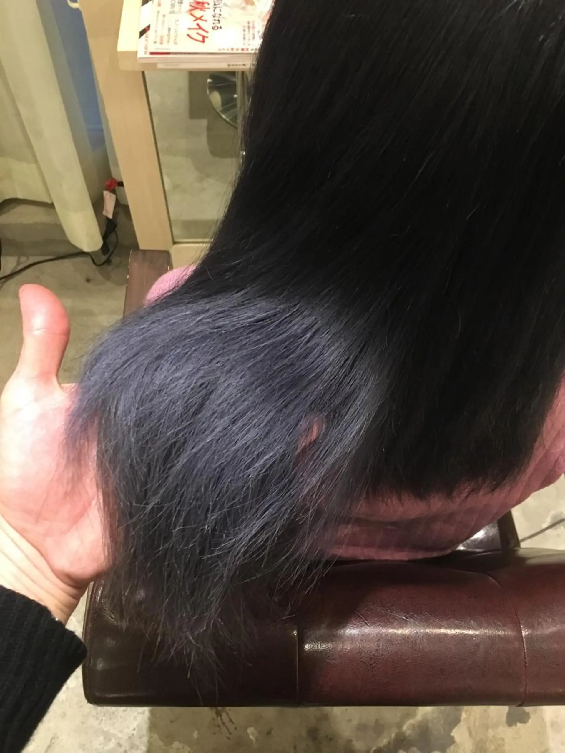 セミロング カラー ネイビーカラー シルバー 🏆感動をお約束🏆 🥇SHO🎖のヘアスタイル
