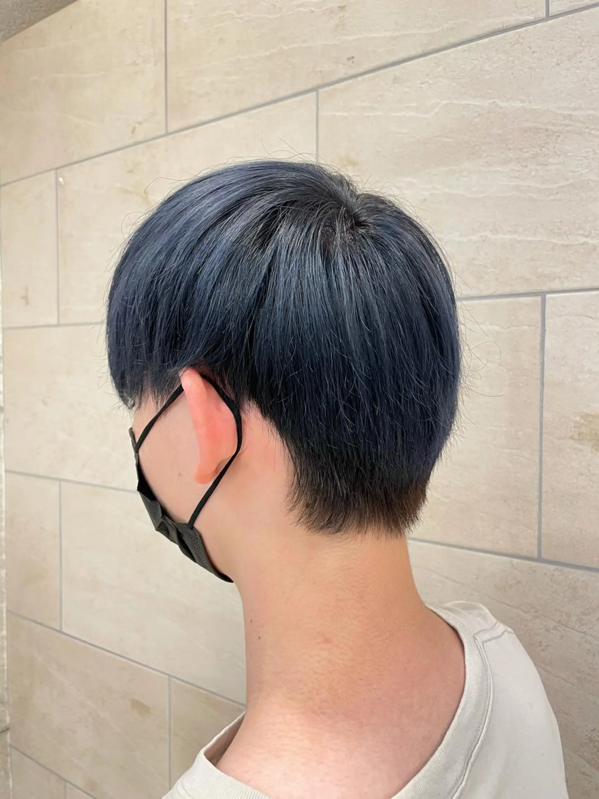 カラー メンズ メンズブリーチ 黒髪 ブリーチ ブルーカラー ブルーブラック ボブ/ショート/ パーマ/shinのヘアスタイル