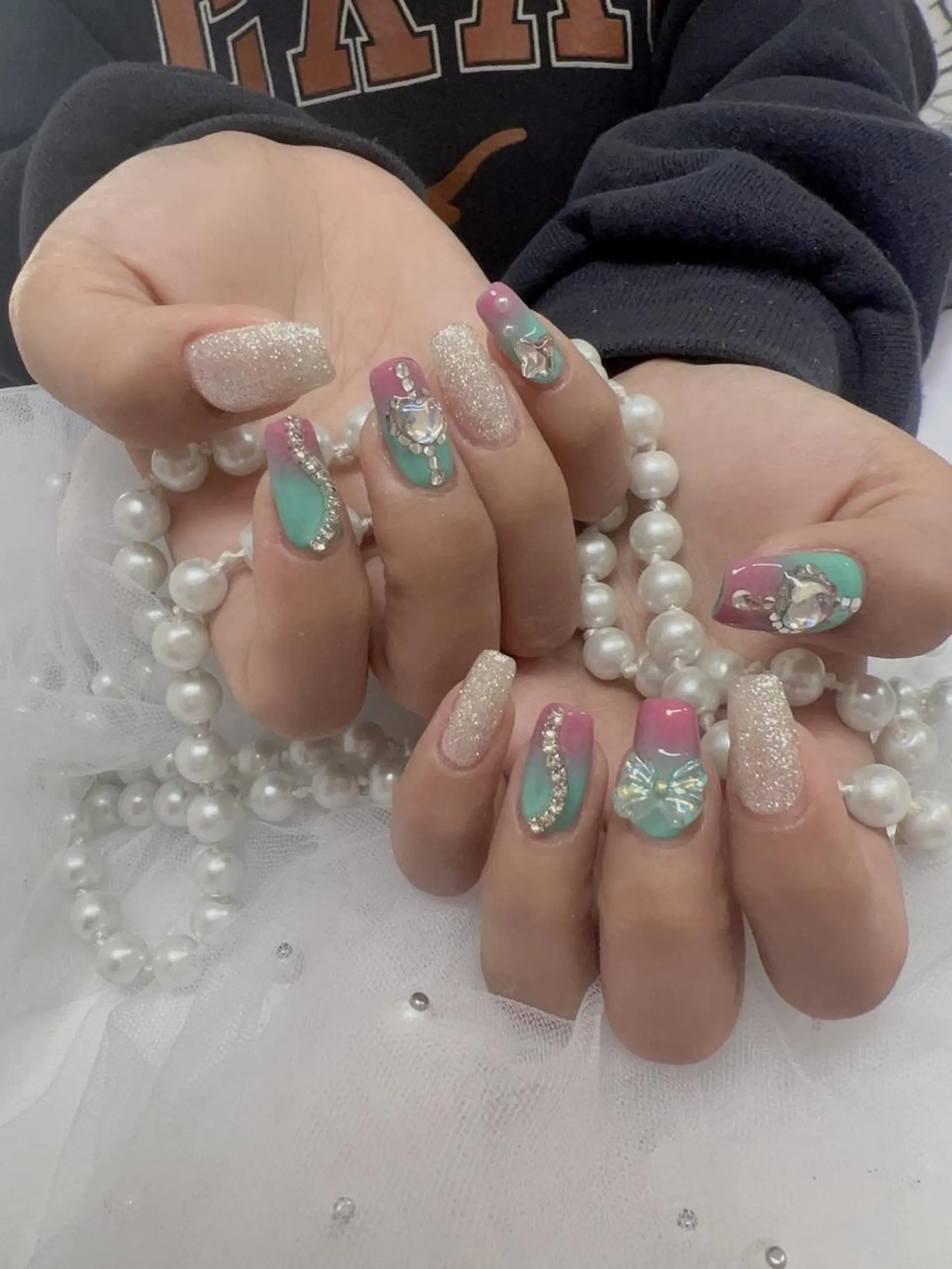 ネイル Anna Yayoi 💫のネイルデザイン