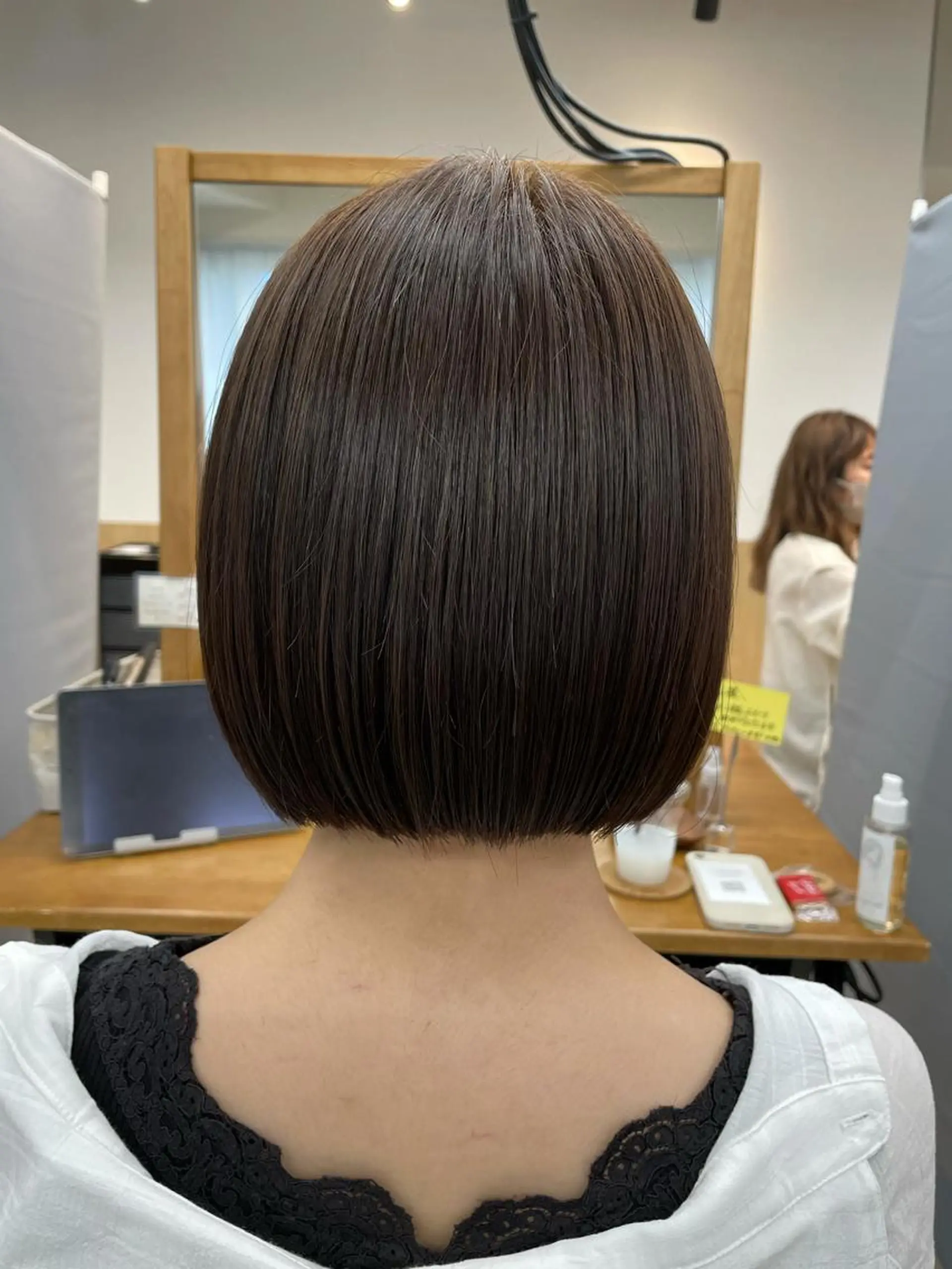 ショート ARMONY所属・縮毛矯正、コテ巻き風 パーマのプロ、横山のヘアスタイル