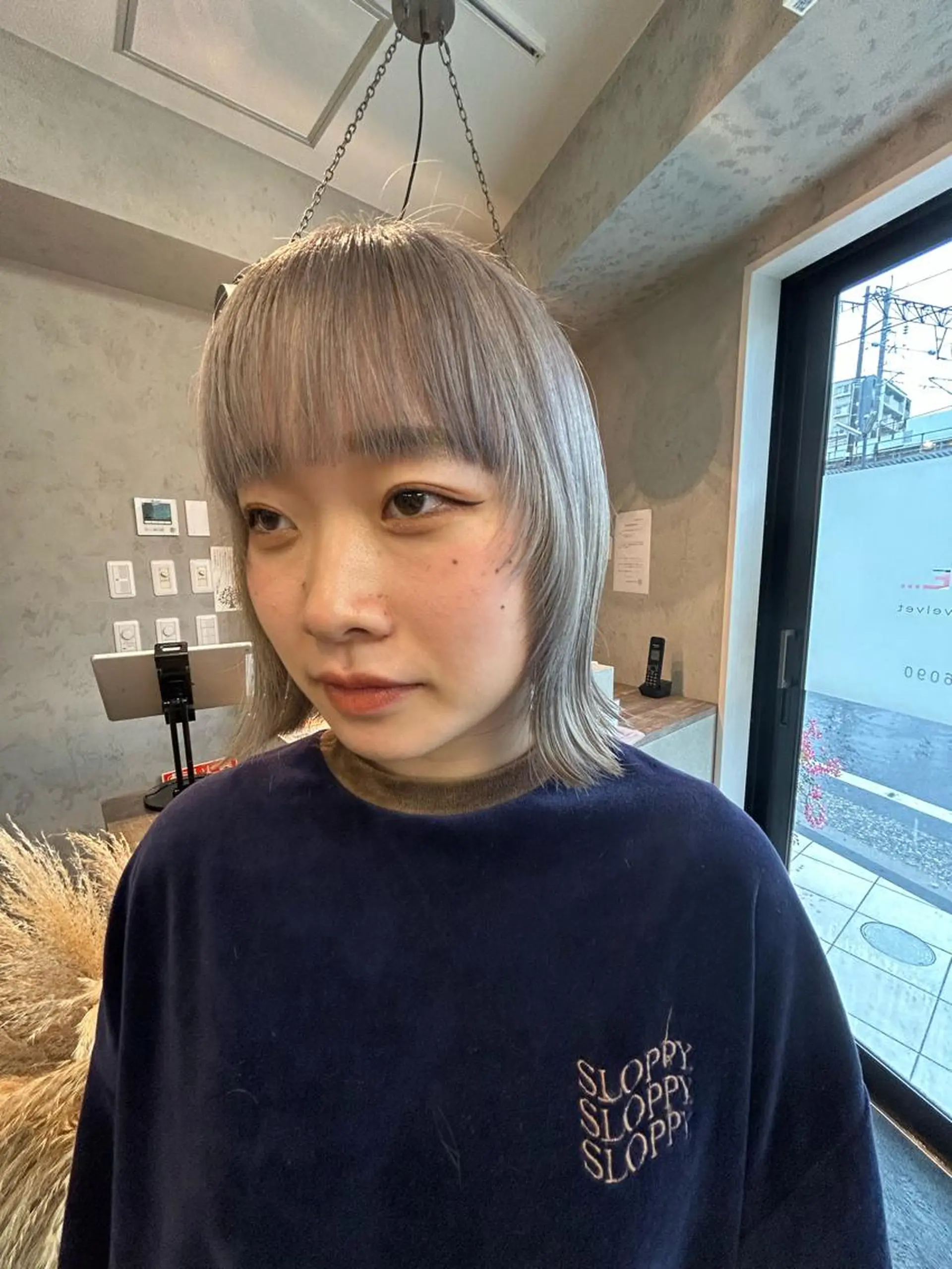 ミディアム カラー Haru/THREE …by velvetのヘアスタイル