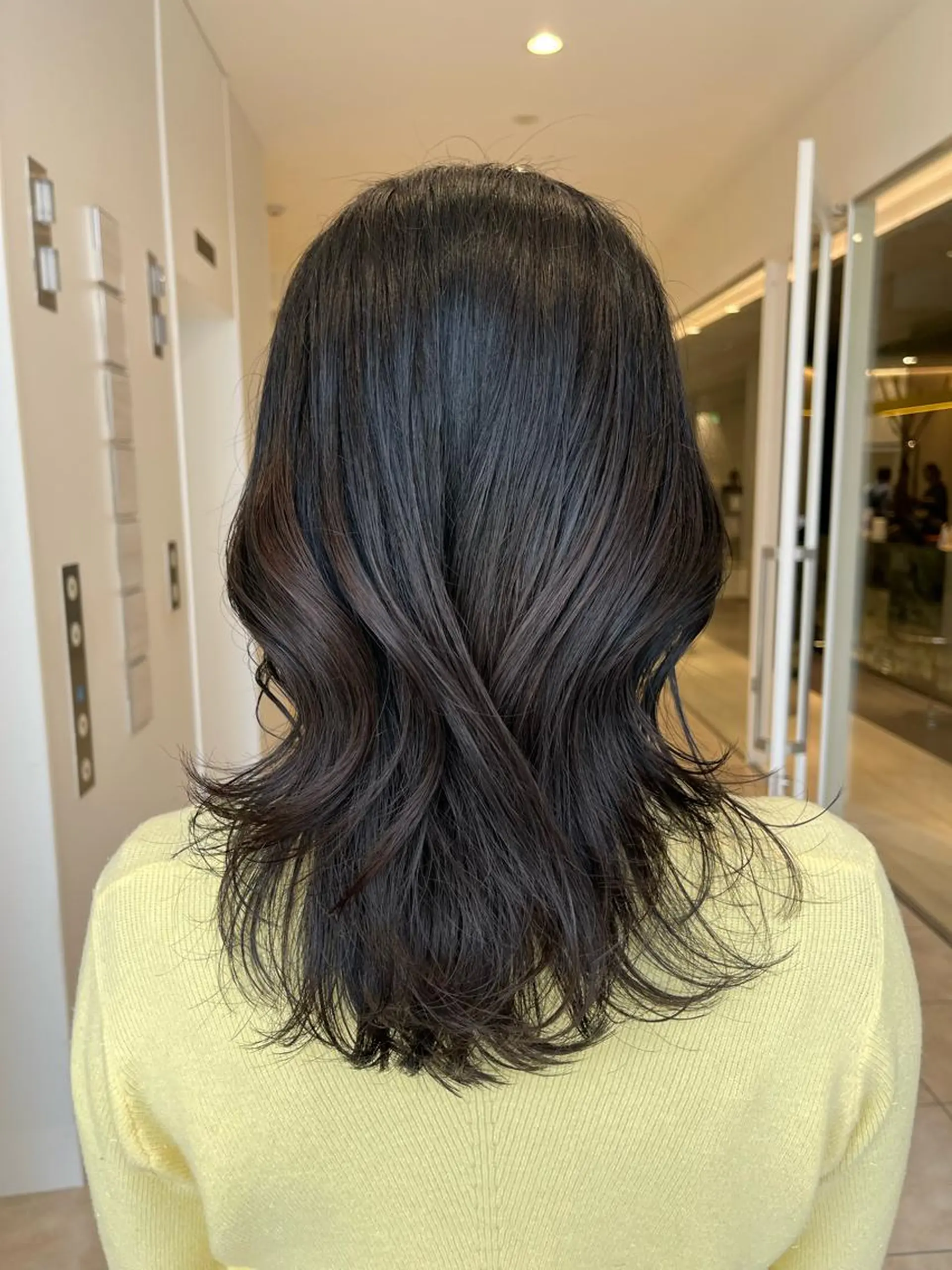 セミロング ヘアカラー K-two名古屋所属・ショートカット 中原優美のヘアスタイル