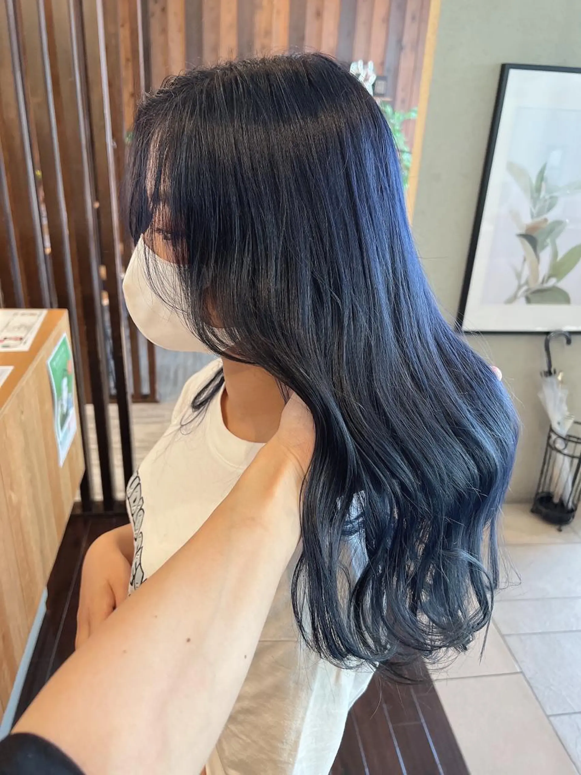 セミロング ヘアカラー 具志 正太のヘアスタイル