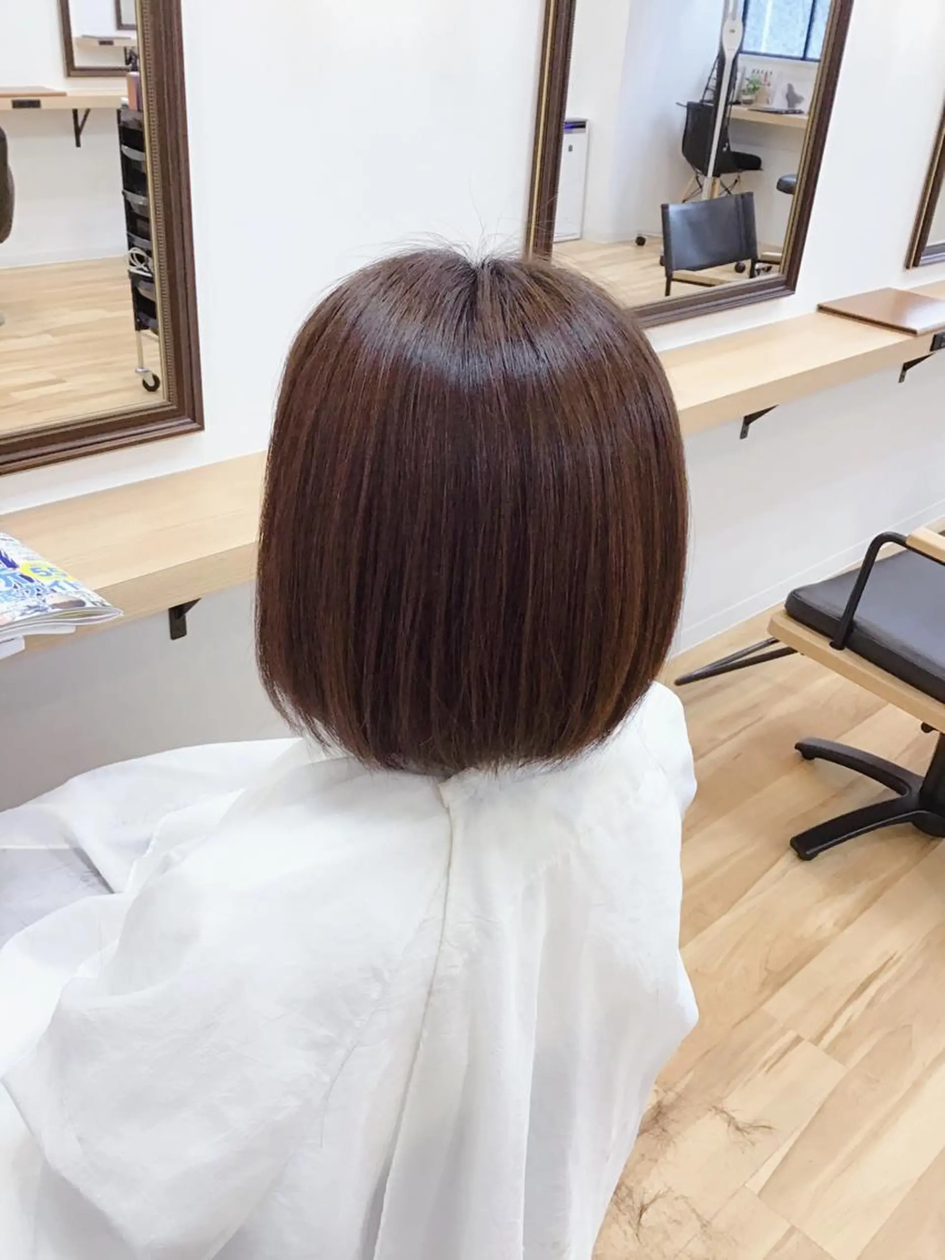 ミディアム ボブ 神田 菜々子のヘアスタイル