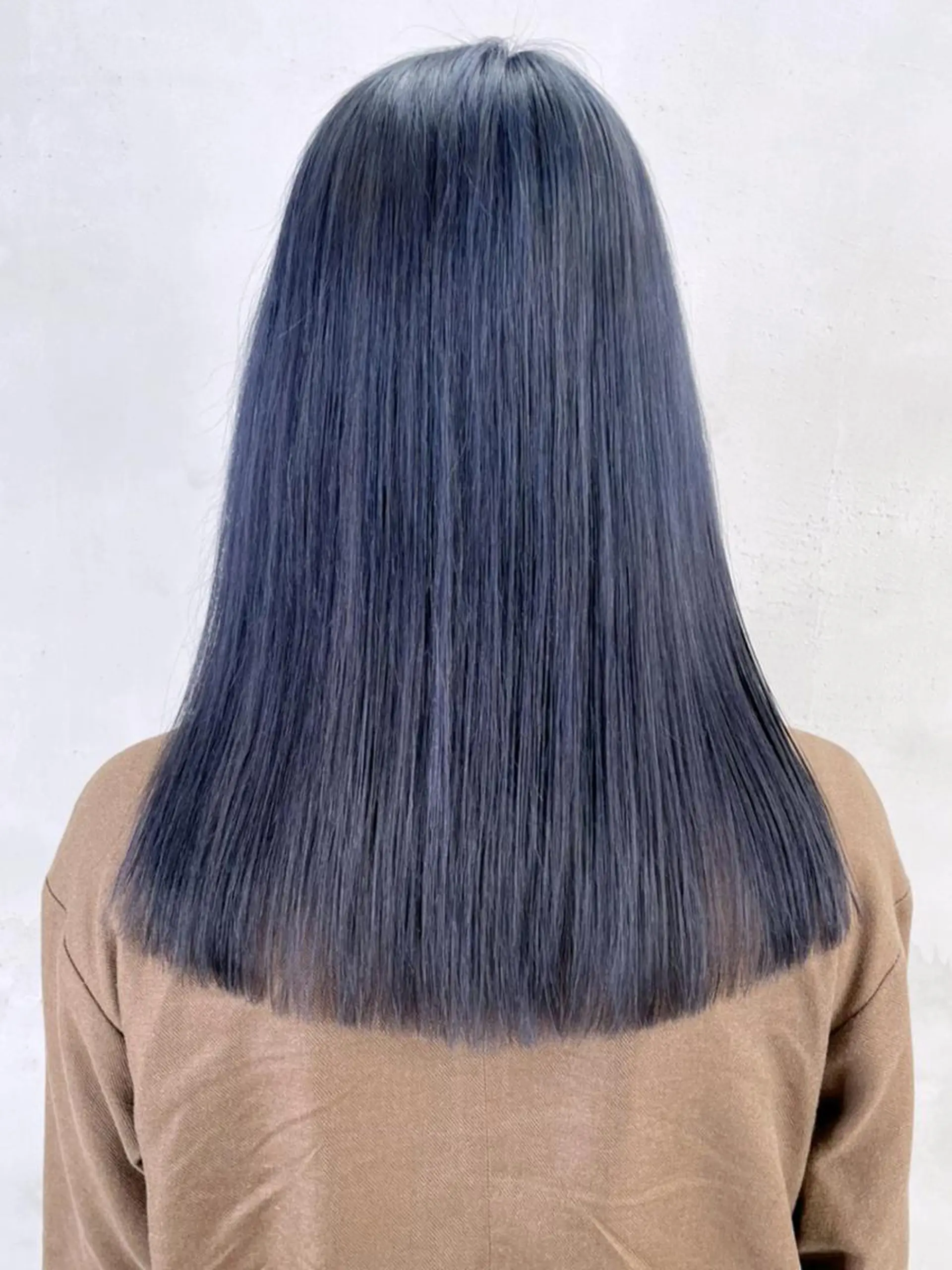 セミロング カラー パーマ ヘアアレンジ ブルーカラー ネイビーカラー カット ヘアカラー トリートメント ITbyALBUM 松戸のヘアスタイル