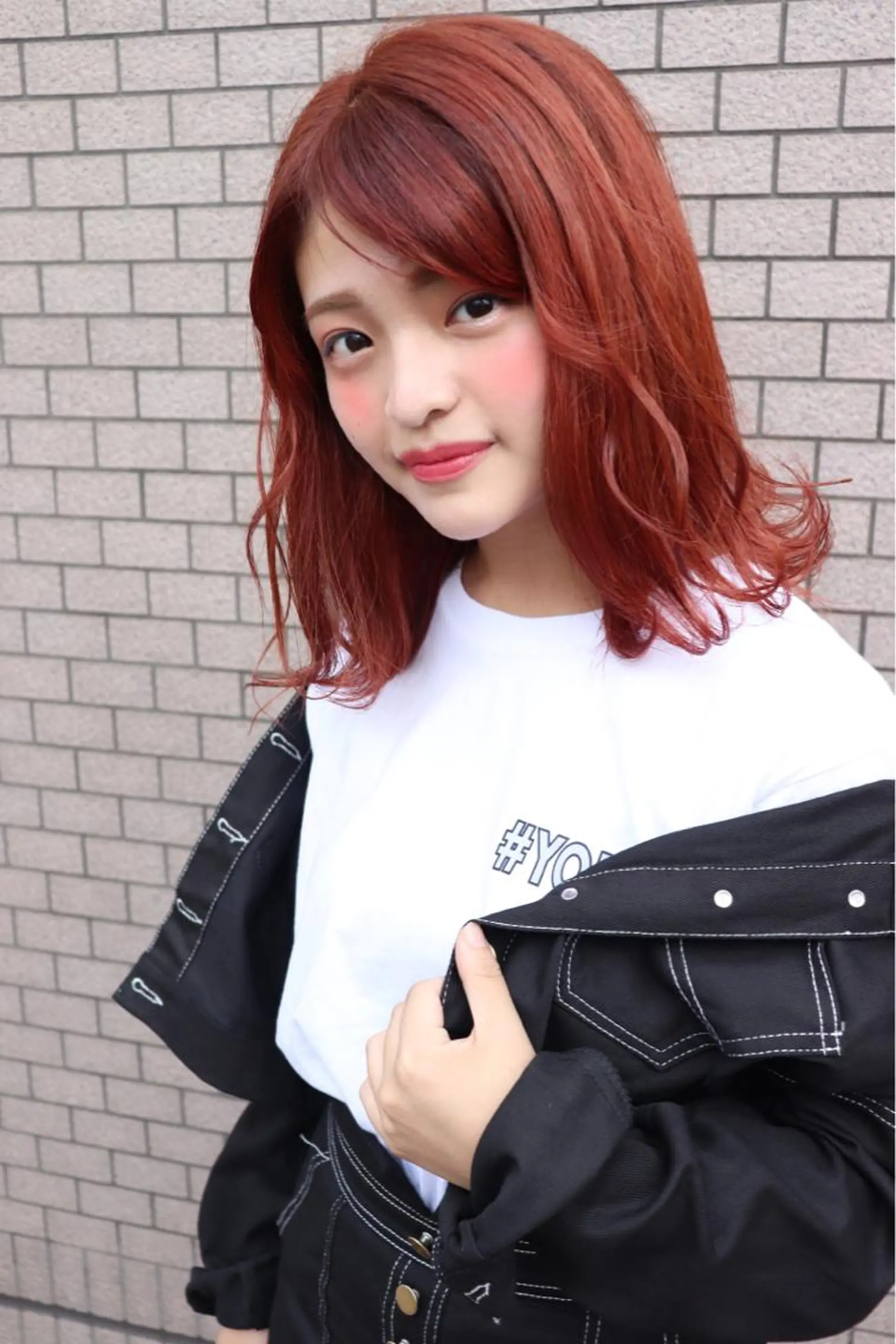 セミロング カラー ダブルカラー 汐見 悠佑のヘアスタイル