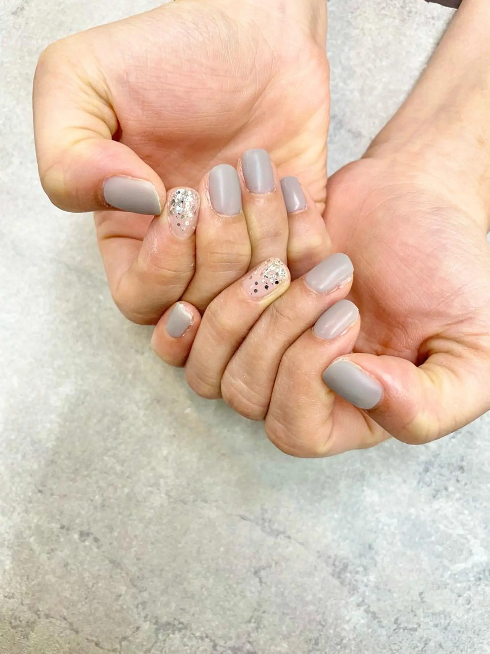 ネイル マットネイル シルバー ハンドネイル .N YUKIのネイルデザイン