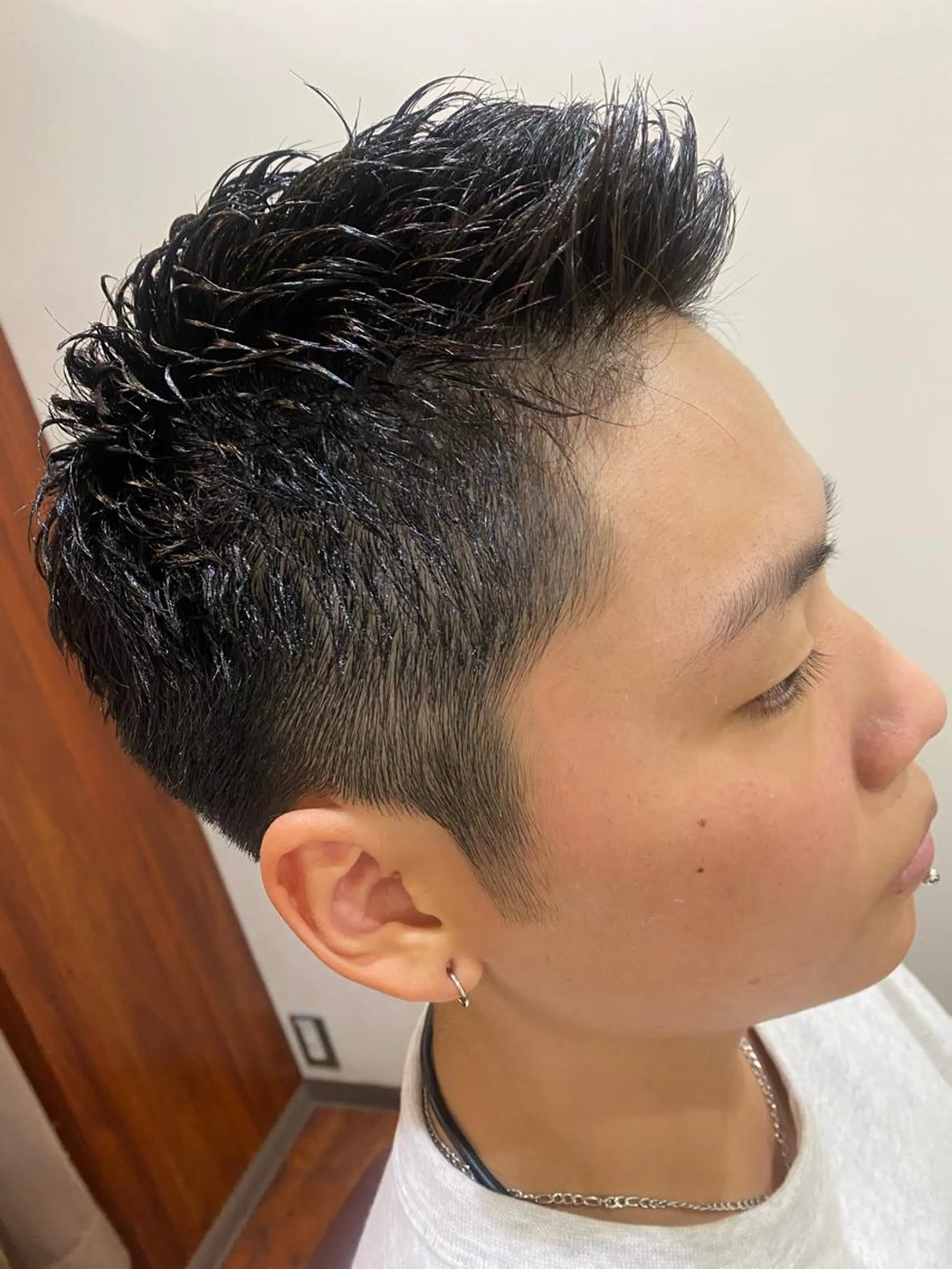 ショート くせ毛 銀座マツナガ新宿野村ビル店所属・メンズカットなら 桃井大輔のヘアスタイル