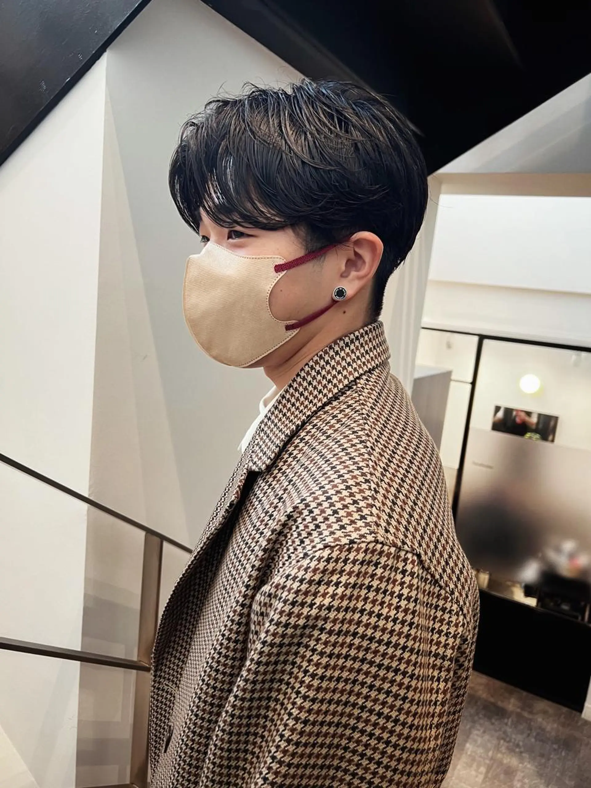 パーマ メンズ メンズパーマ ニュアンスパーマ カット パーマ Qin shaire salon 原宿verno店所属・【センターパート】 ETO／江藤翼の眉毛・アイブロウイメージ