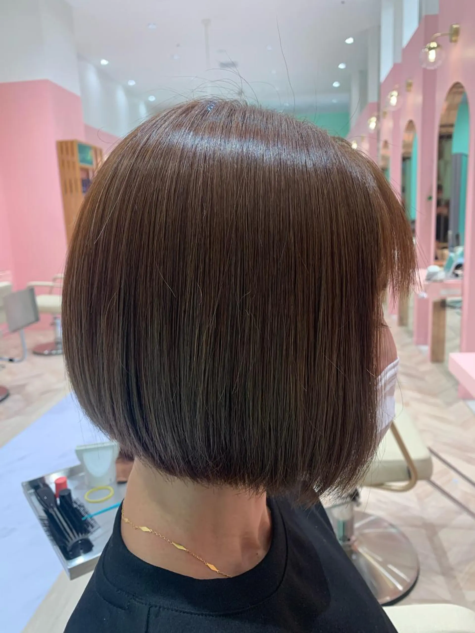 ショート ヘアカラー 中西 樹人のヘアスタイル