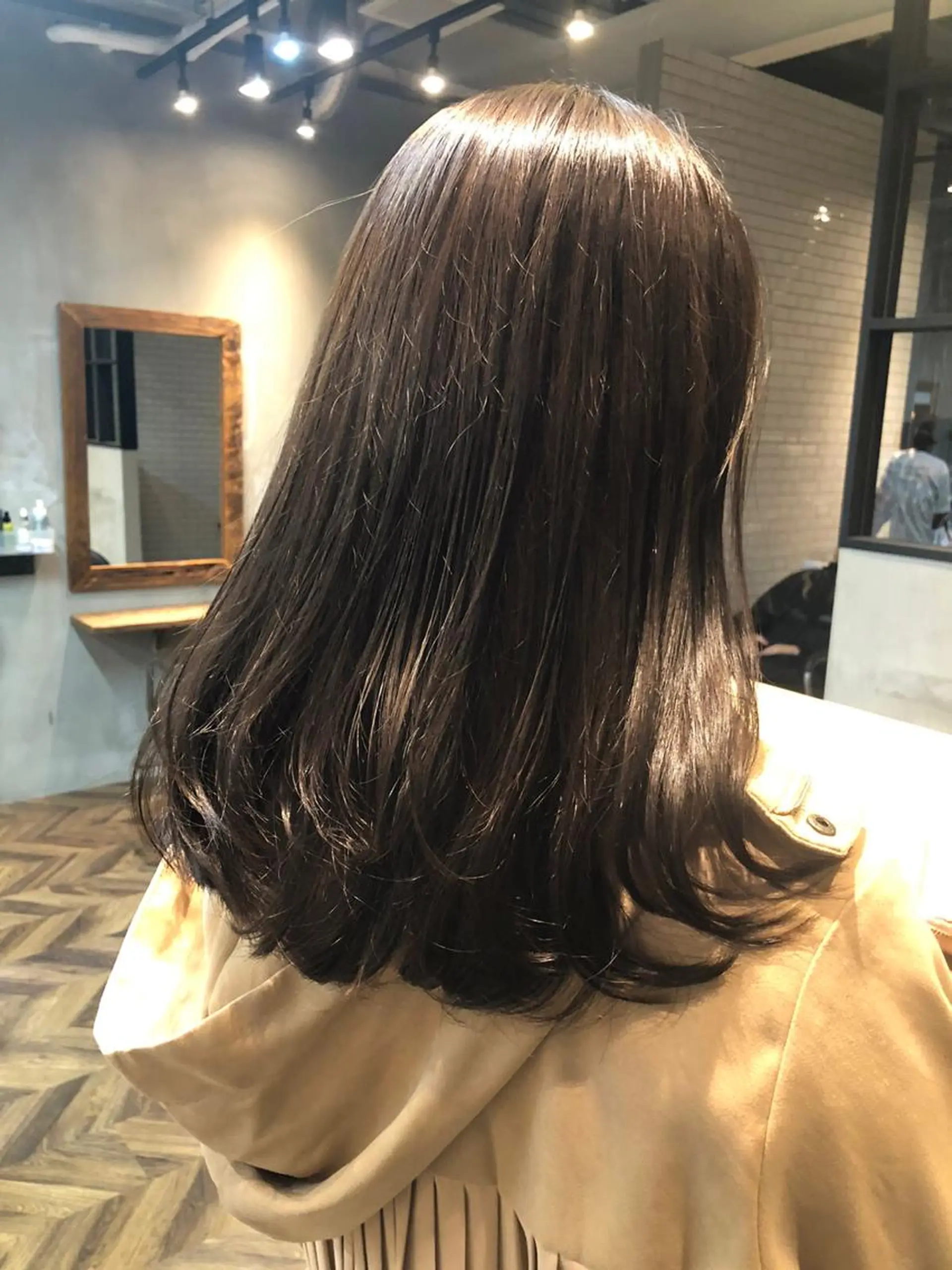 ロング カラー 遠藤 眞実のヘアスタイル