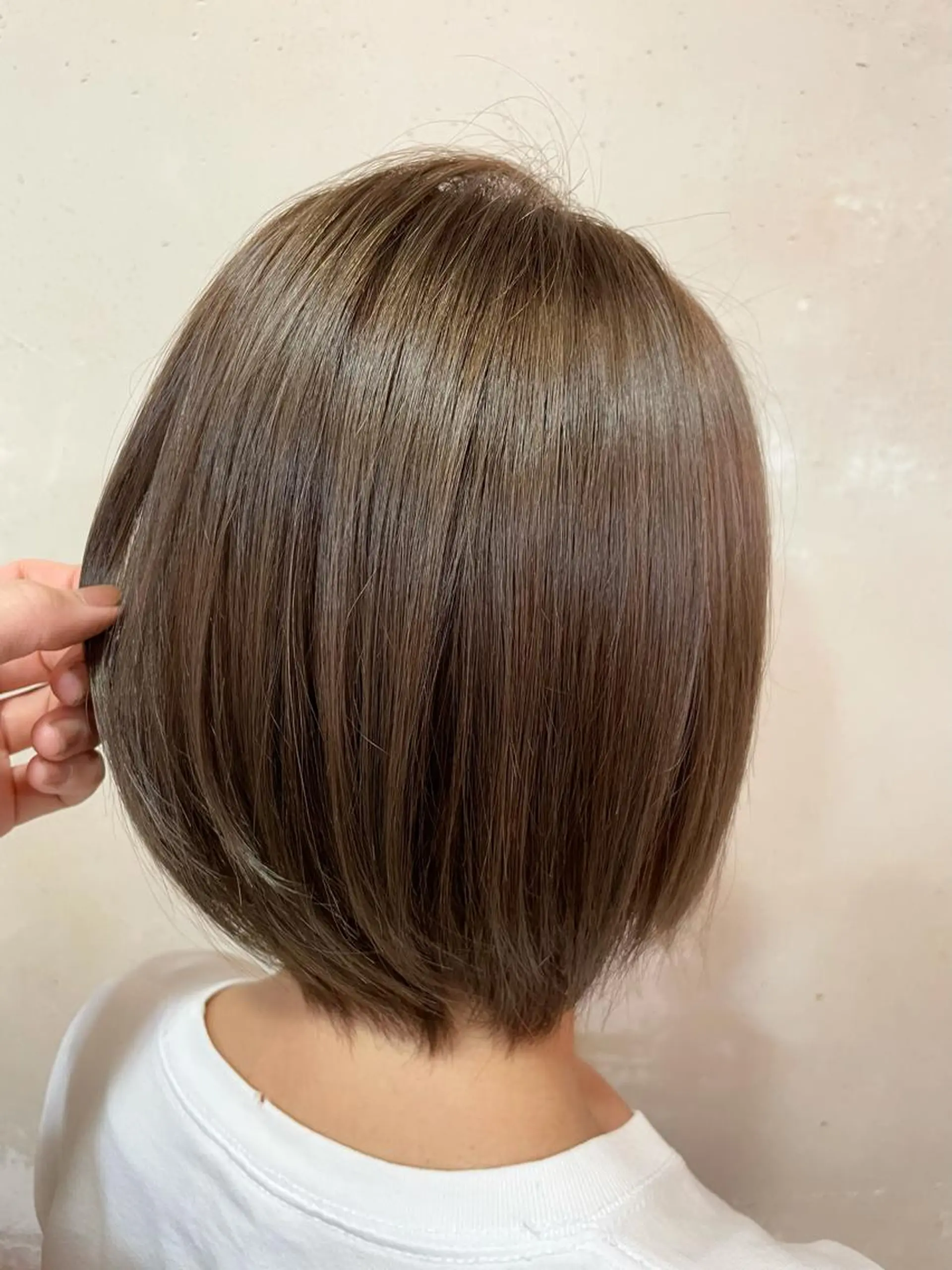 ショート ハイライト 前平 友慈のヘアスタイル