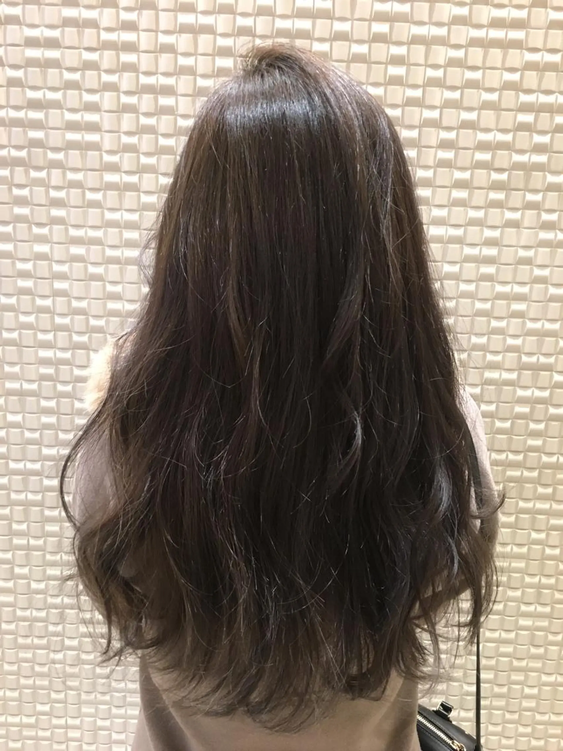 ロング カラー 透明感カラー グレージュ ハイライトカラー ハイライト カット ヘアカラー トリートメント scene.池袋所属・scene. haraのヘアスタイル
