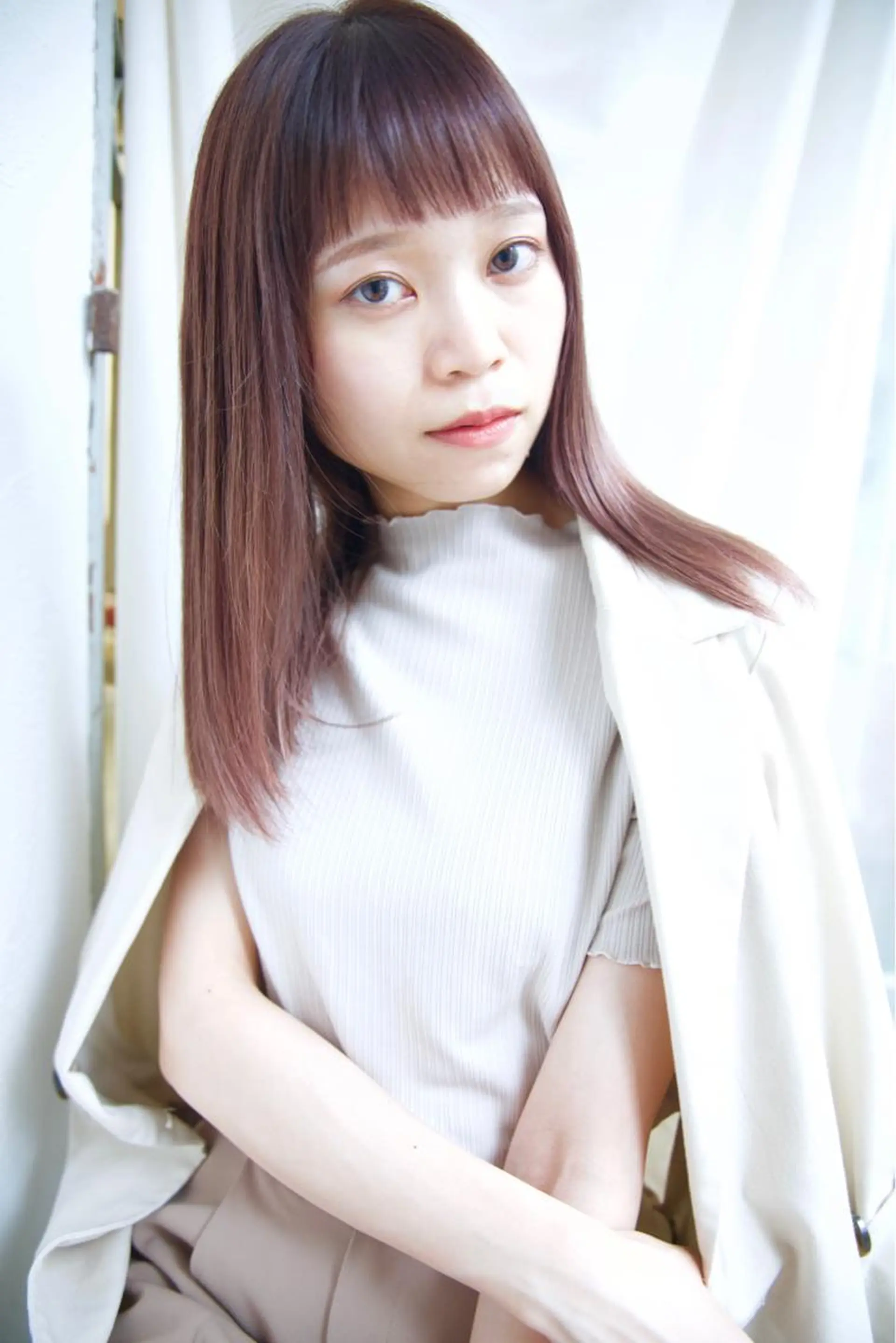 ロング カラー タナカ マナミのヘアスタイル