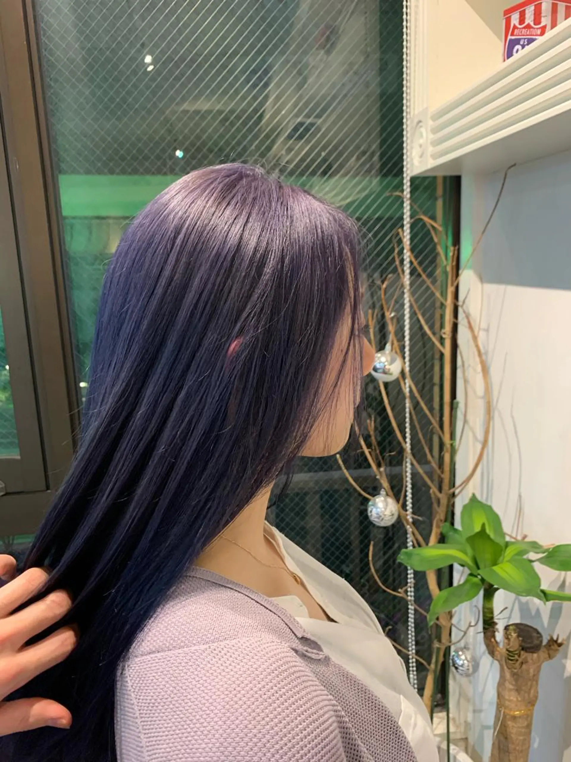 セミロング カラー ヘアアレンジ ブルーカラー ブルーラベンダー ラベンダーカラー ヘアカラー トリートメント ヘアセット 金子 廉のヘアスタイル