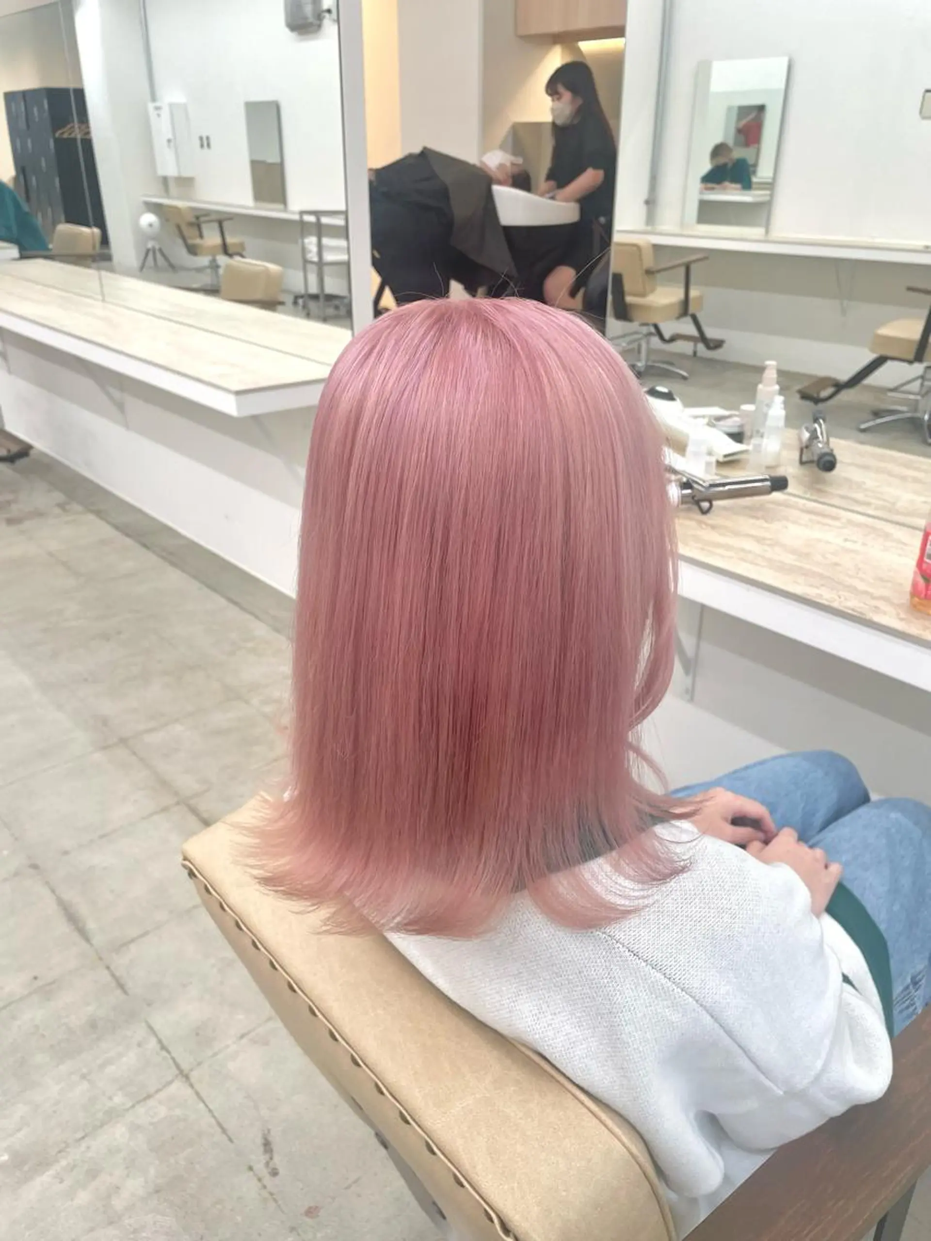 ミディアム カラー ピンクカラー ✅ケアブリーチ✅ トヨオカ ノブヒデのヘアスタイル