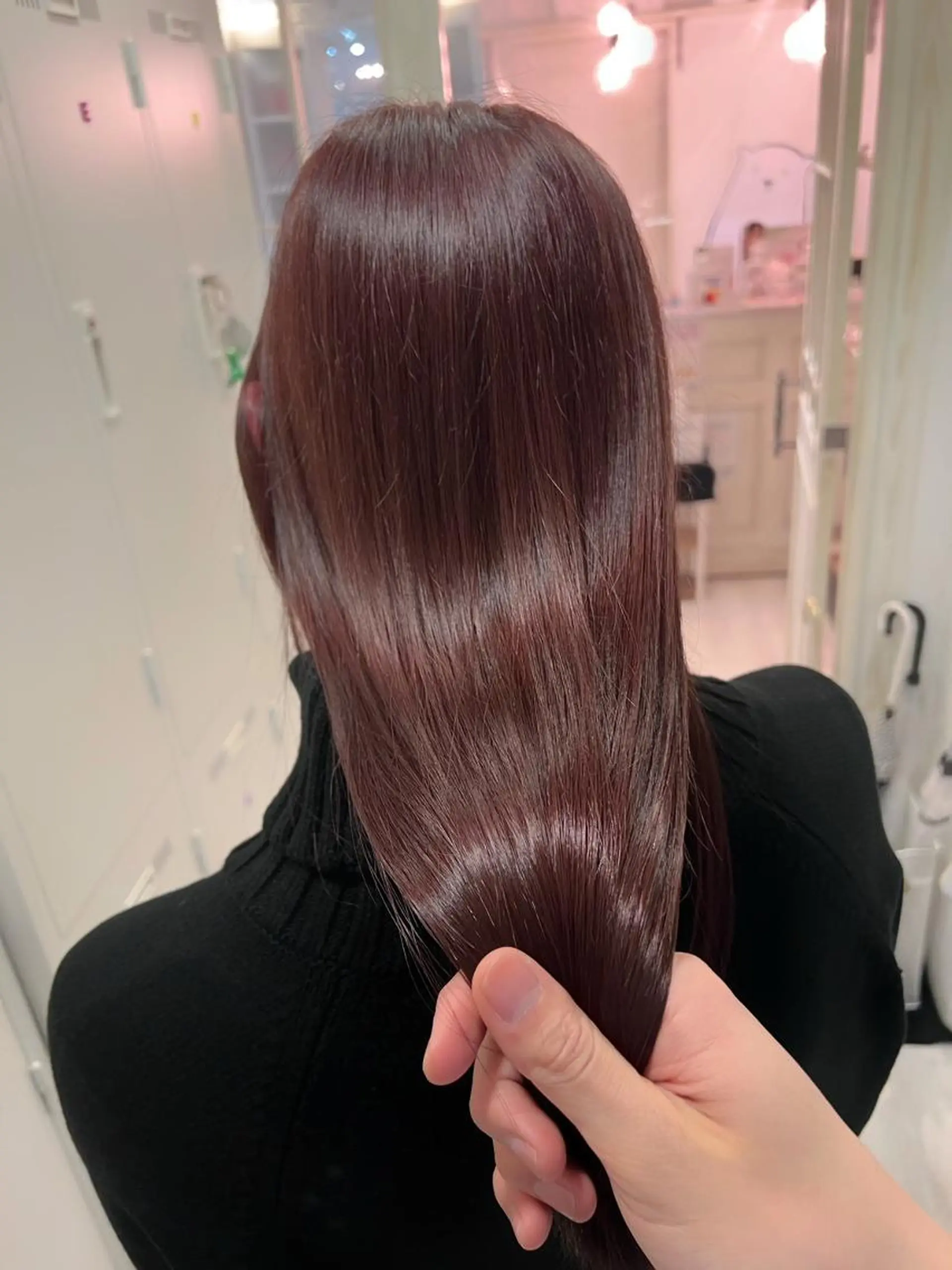 セミロング ヘアアレンジ カラー アディクシーカラー アッシュ バレイヤージュ ベージュカラー ブリーチ カット ヘアカラー トリートメント N° uairo 川崎西口店のヘアスタイル