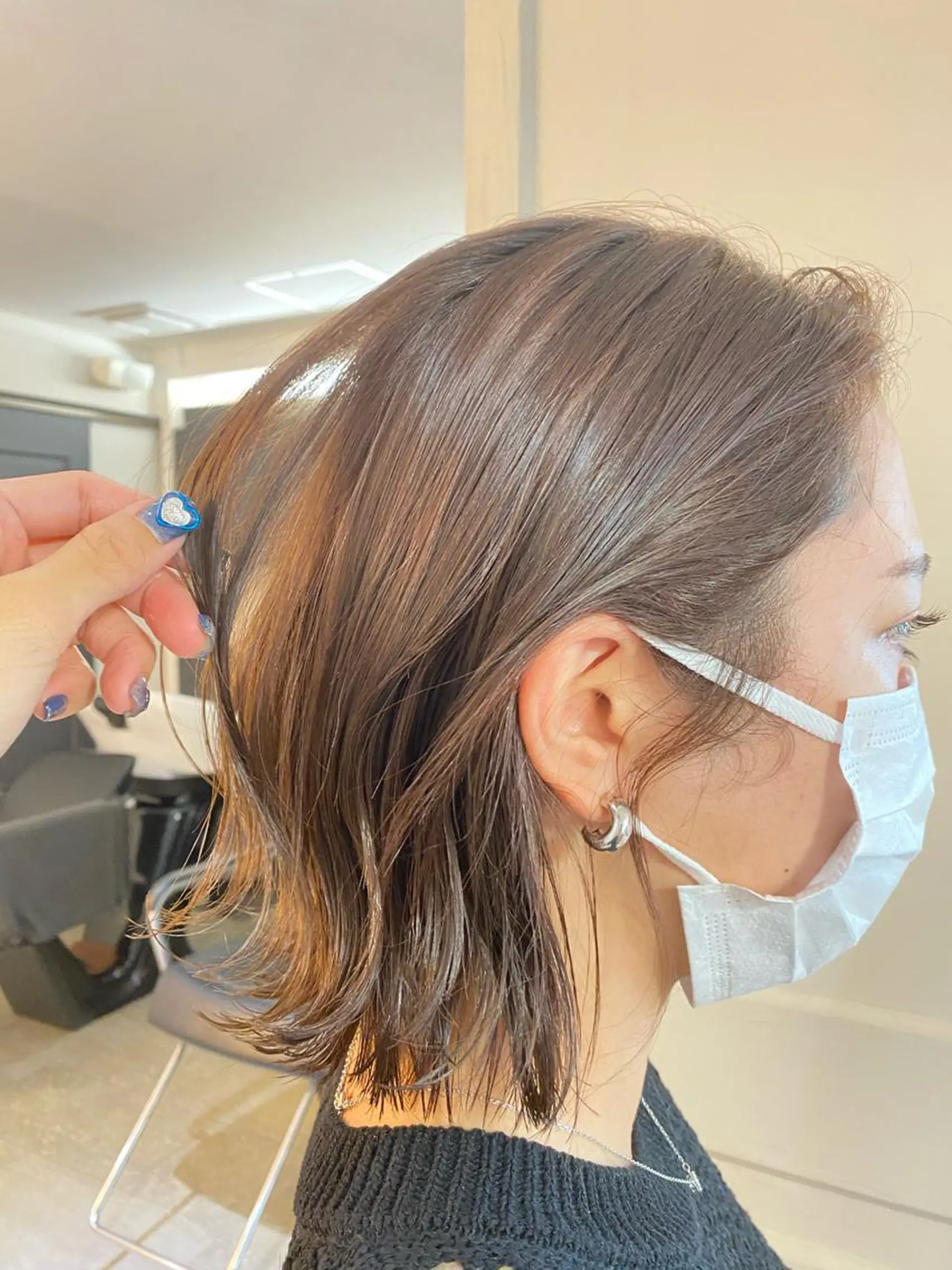 ショート カット ヘアカラー トリートメント 梅田ハイトーン チダ ヒナノのヘアスタイル