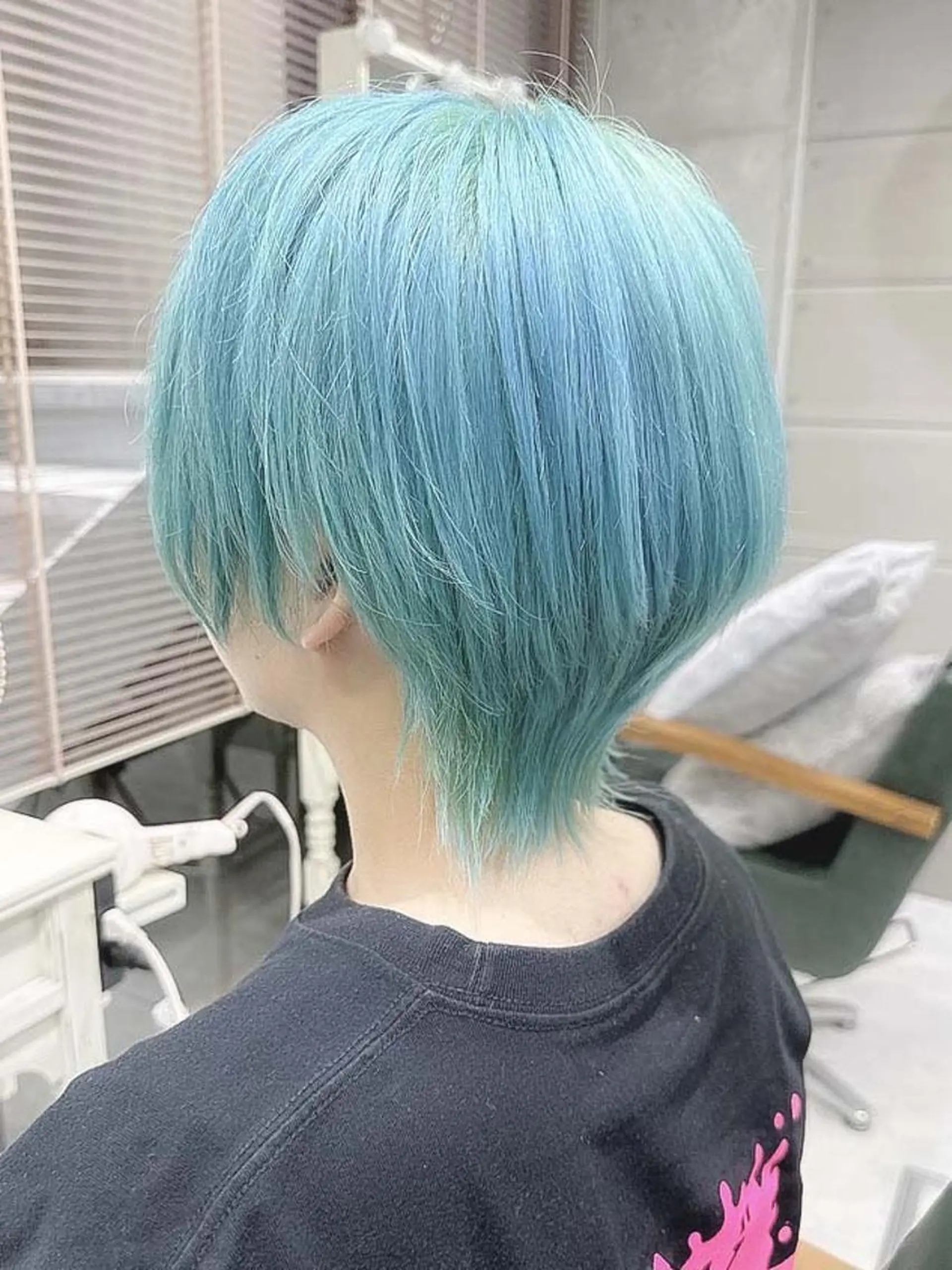 ショート カラー ヘアアレンジ メンズ メンズブリーチ メンズ韓国風 韓国マッシュ マッシュ ツーブロック 𝐑𝐈𝐍𝐊𝐀 🐷🖤のヘアスタイル