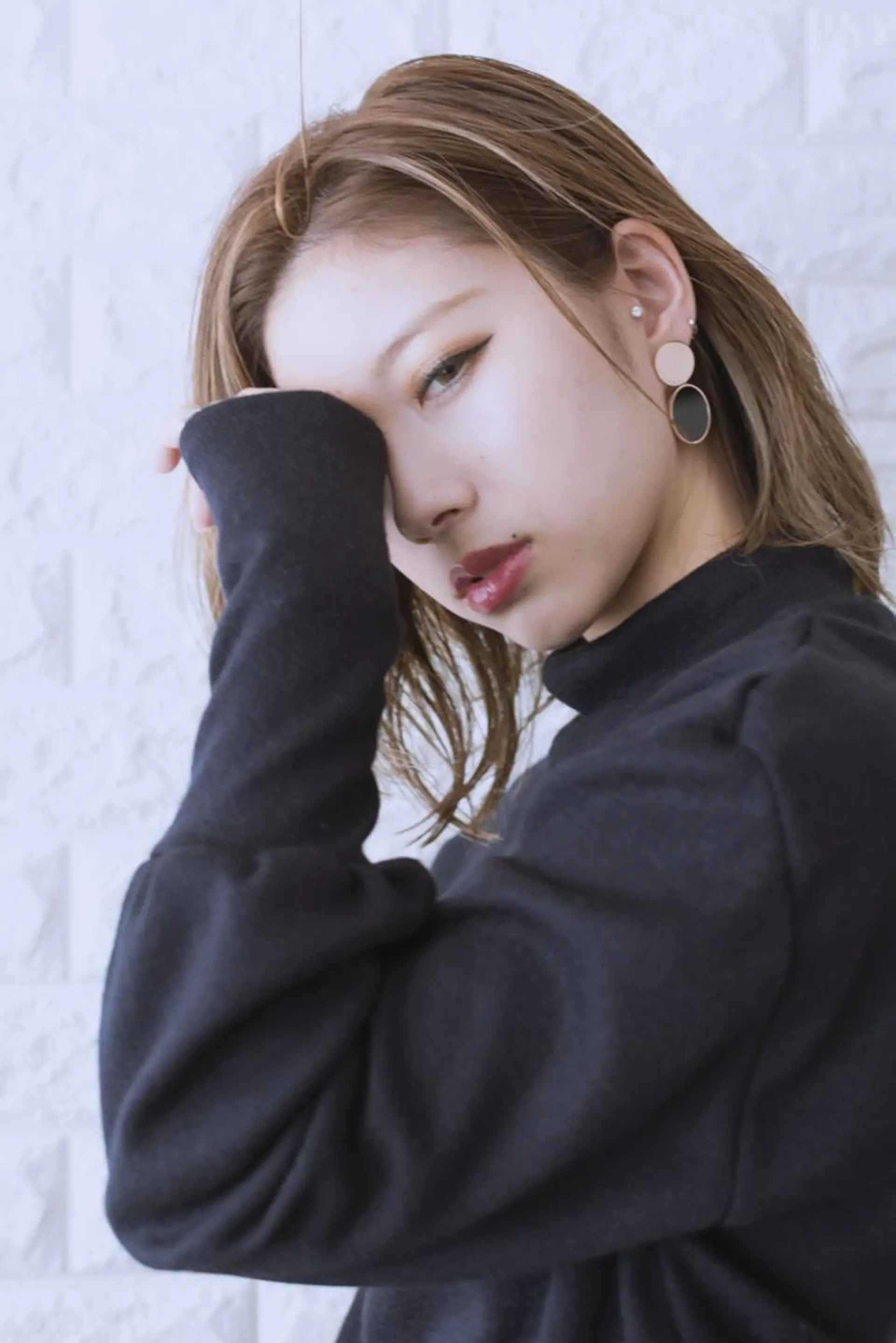 ミディアム カラー ショートボブ ベージュカラー ブルーカラー ブルージュ グレージュ 撮影モデル 斉藤 正敏のその他イメージ