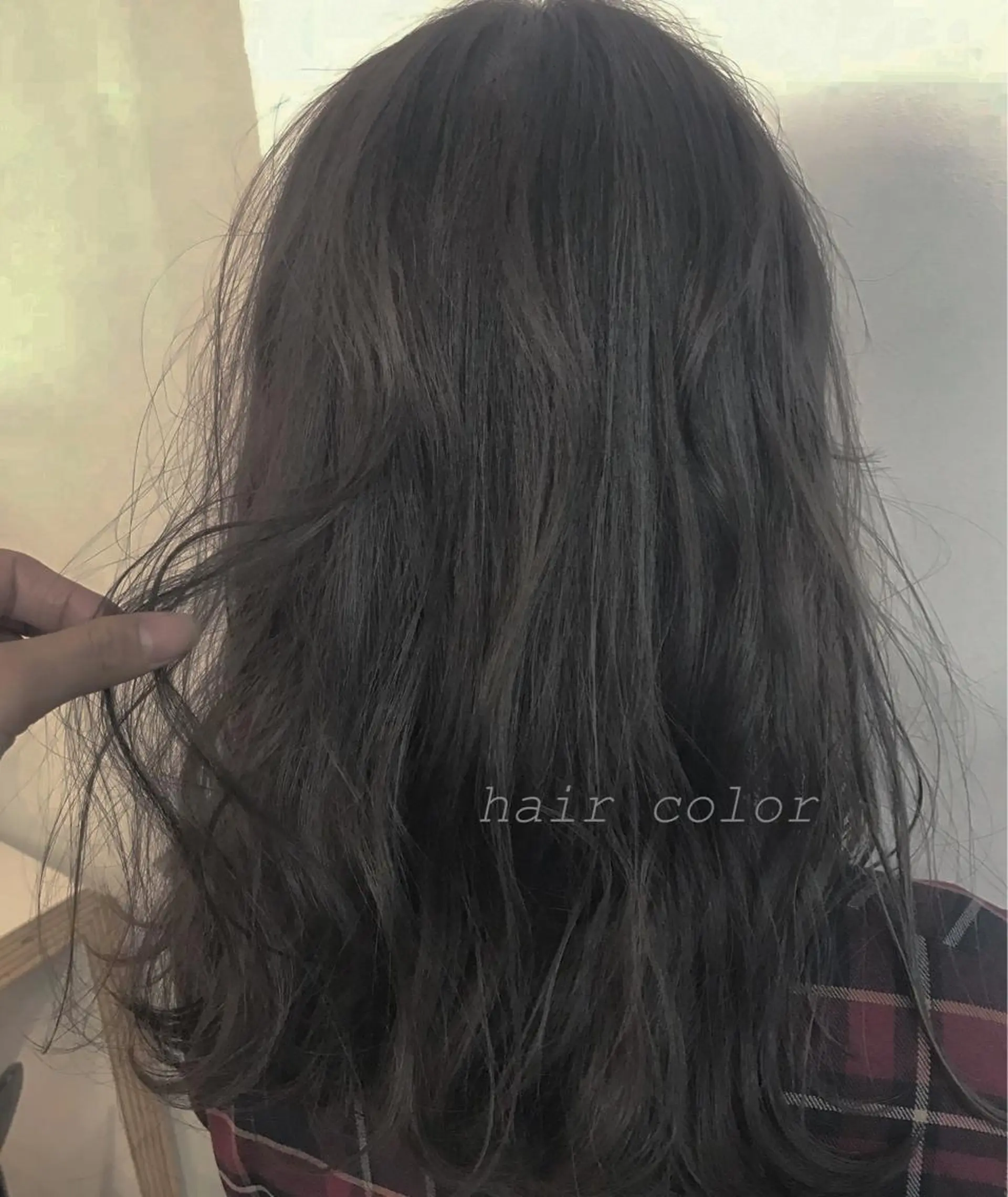 セミロング カラー ブリーチ 透明感カラー ブリーチなしカラー 渋谷ブリーチカラー 韓国ヘアyuikoのヘアスタイル