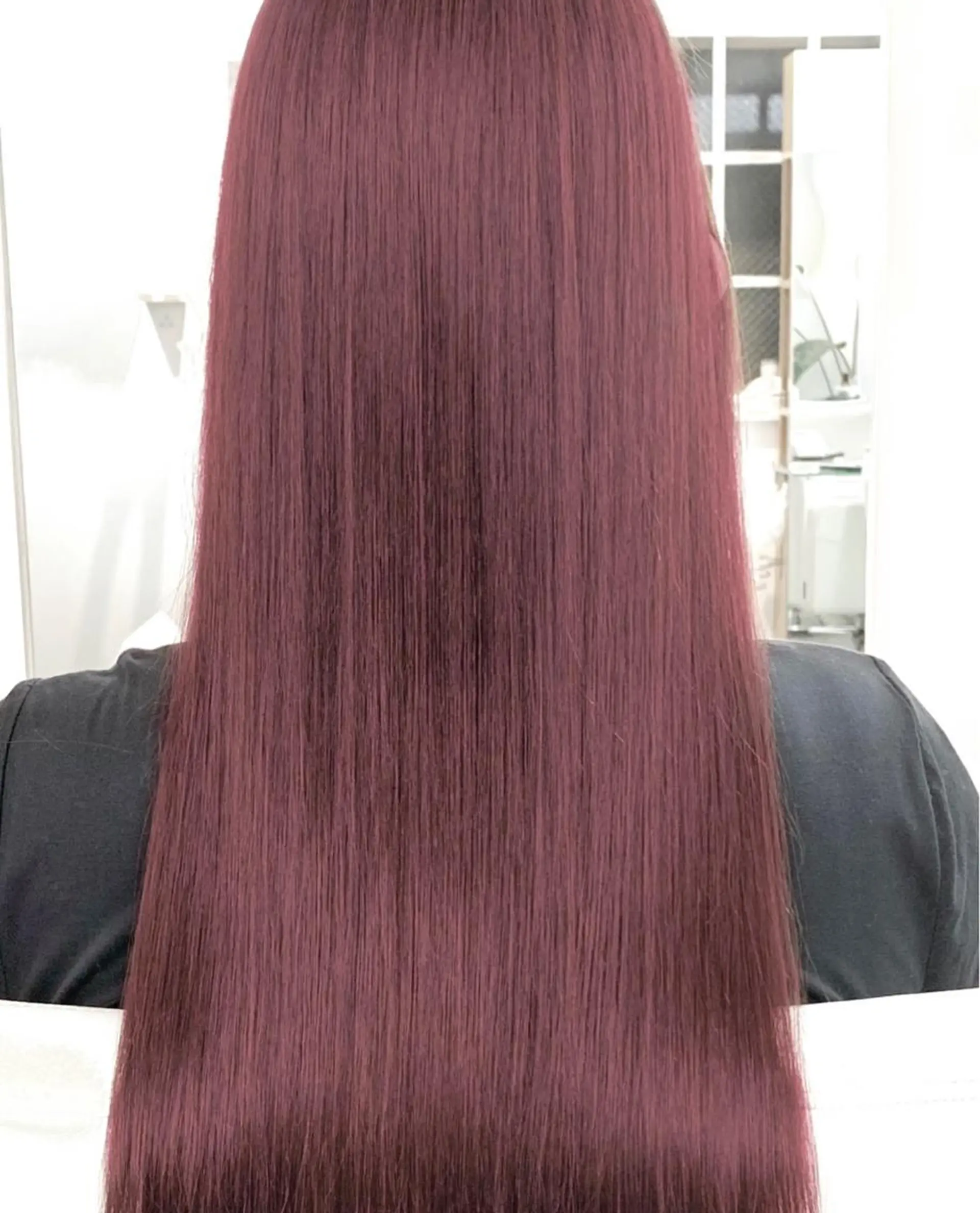 ロング カラー アディクシーカラー ベージュカラー 黒髪 ブリーチ ブルーカラー ヘアカラー トリートメント 藤澤 夏実/インナーカラーのヘアスタイル