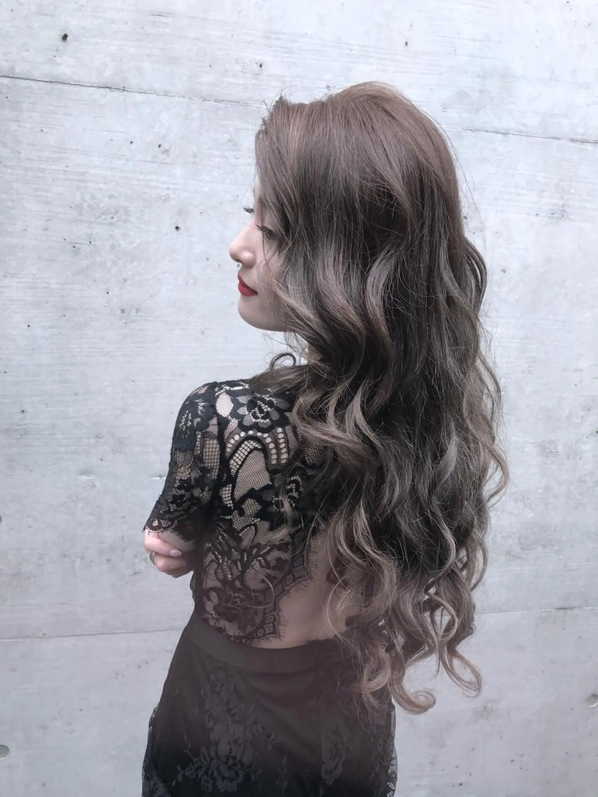 ロング カラー グレージュ ハイライトカラー ハイライト ていねい技術No.1 🌈諏訪 健太のヘアスタイル